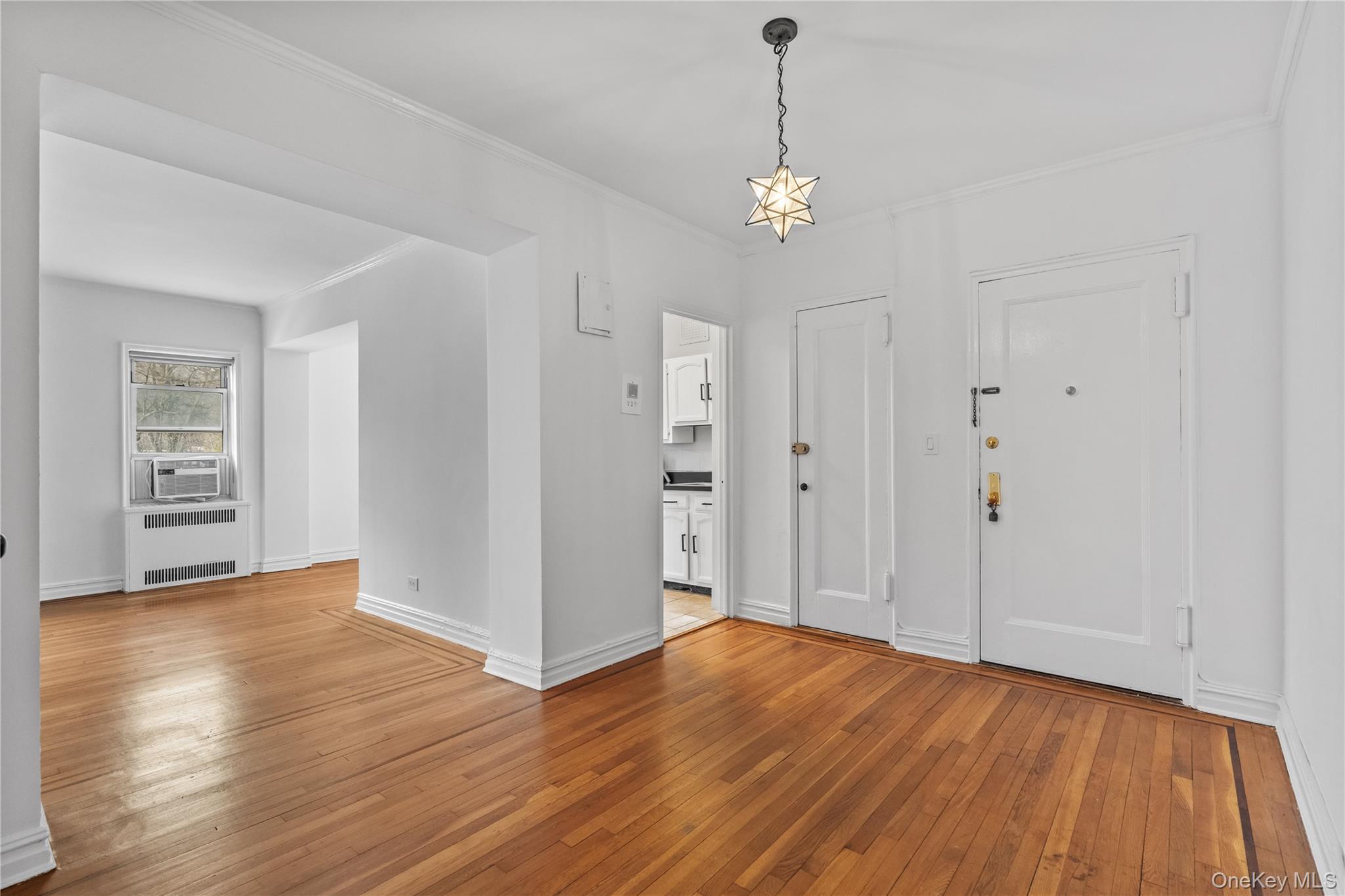 #2 photo, 822 Palmer Road, Бронкс ‖ Bronxville , NY 10708