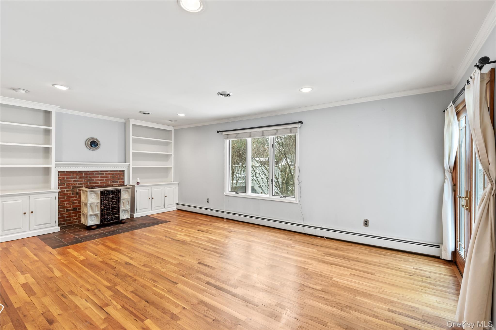 #16 photo, 12 Bell Court, Airmont , NY 10901