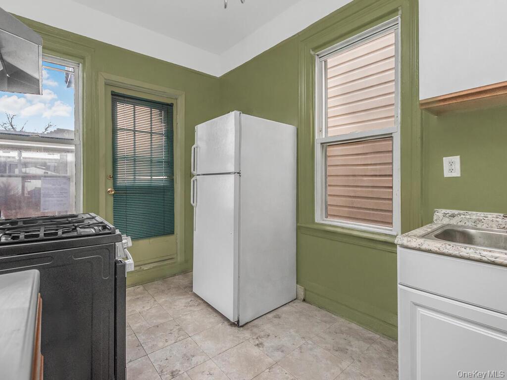 #19 photo, 2215 Bruckner Boulevard, Bronx , NY 10472