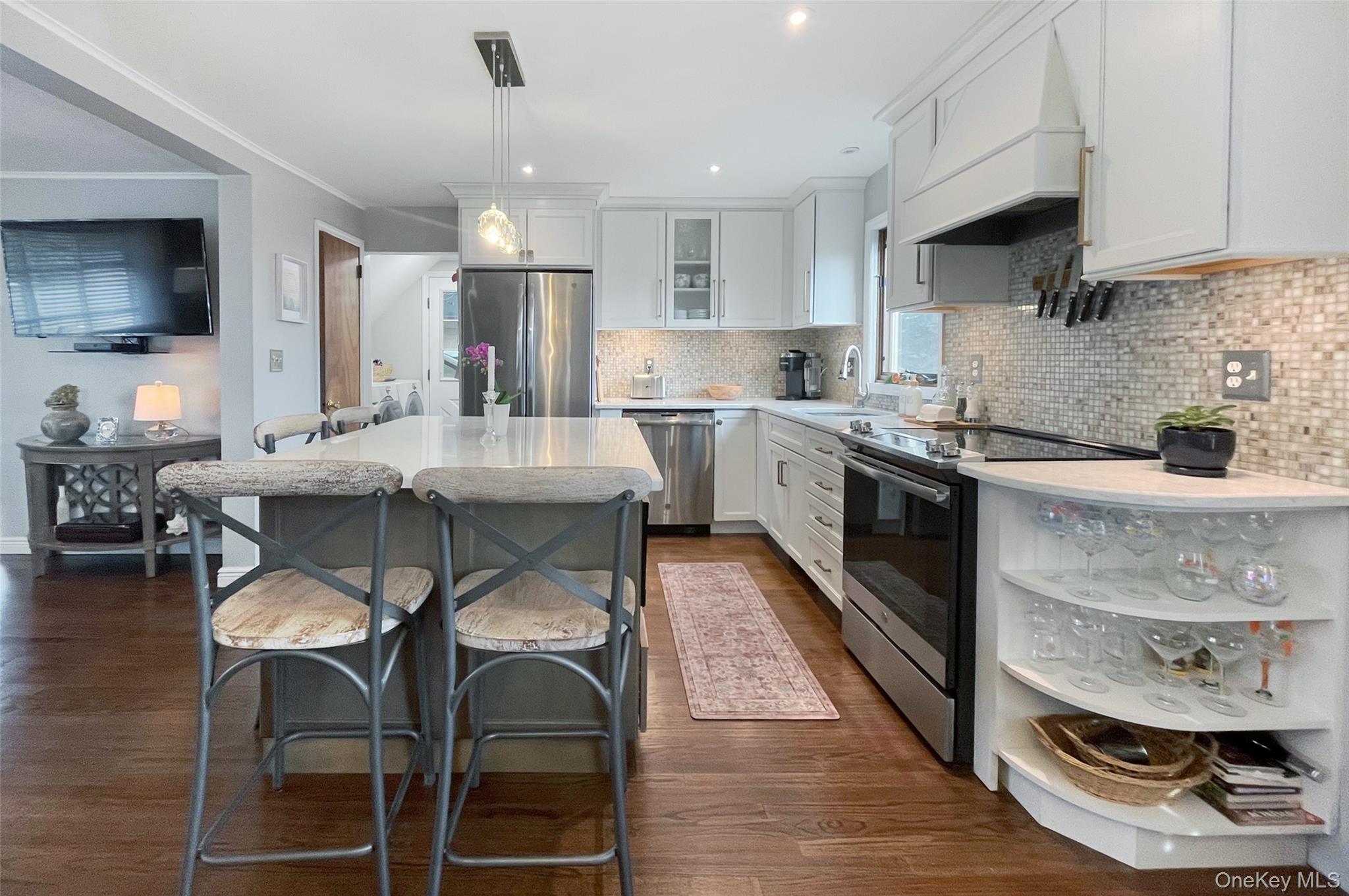 #10 photo, 51 Woodland Avenue, Poughkeepsie , NY 12603