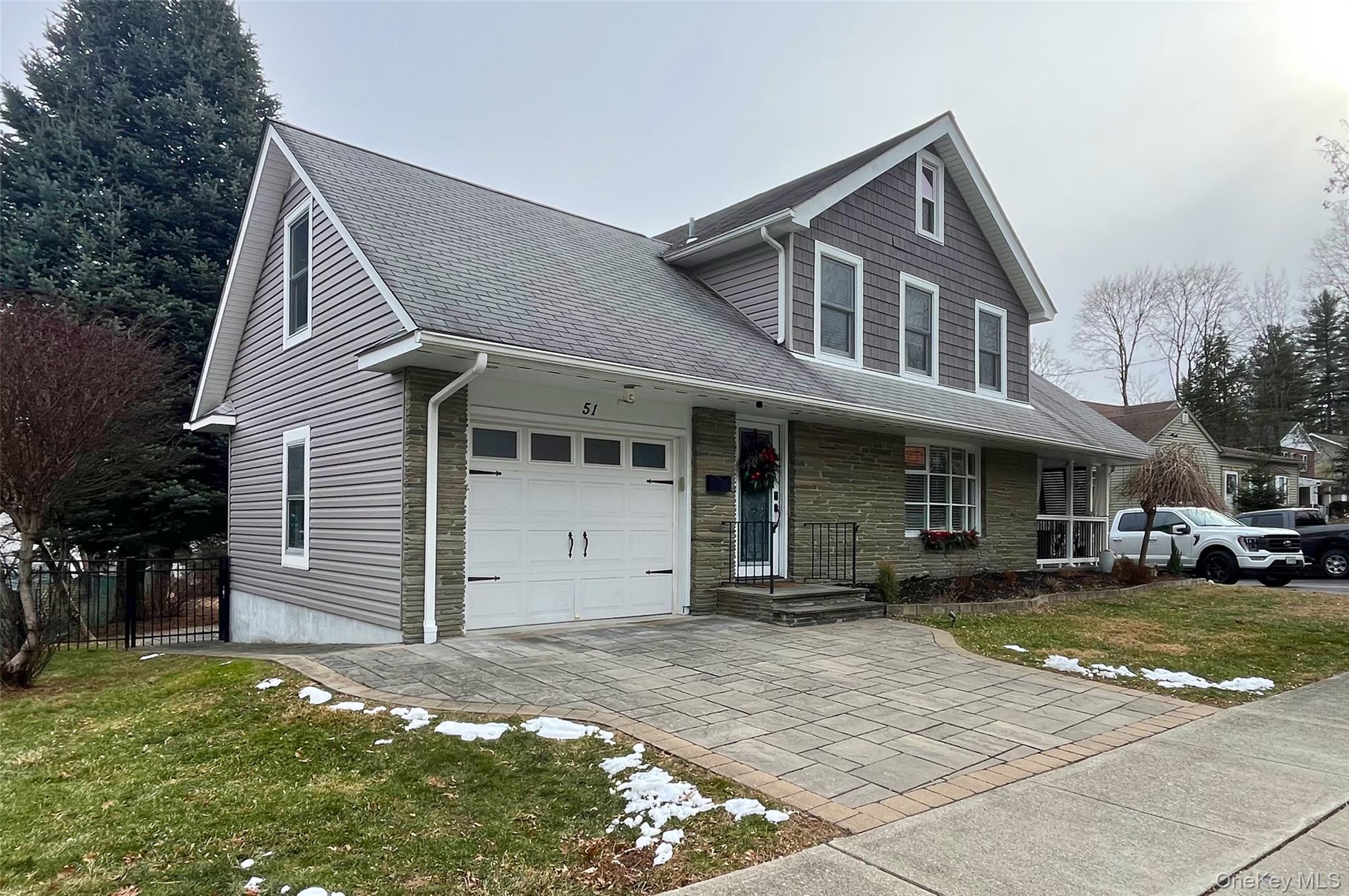 #2 photo, 51 Woodland Avenue, Poughkeepsie , NY 12603