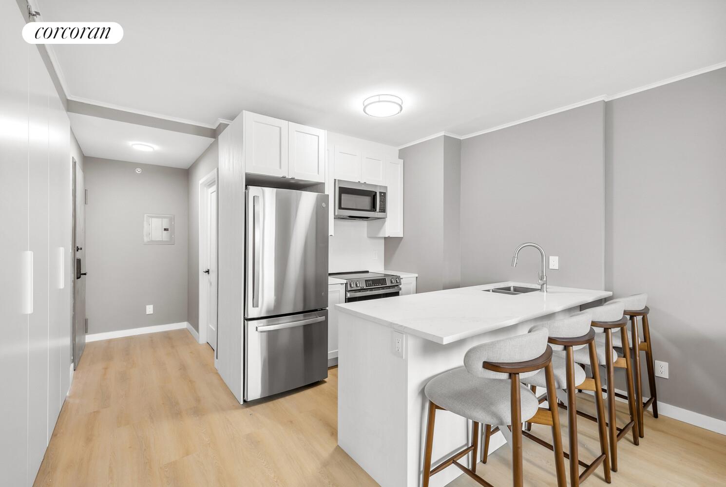 #5 photo, 537 BROOKLYN Avenue, Wingate , NY 11225