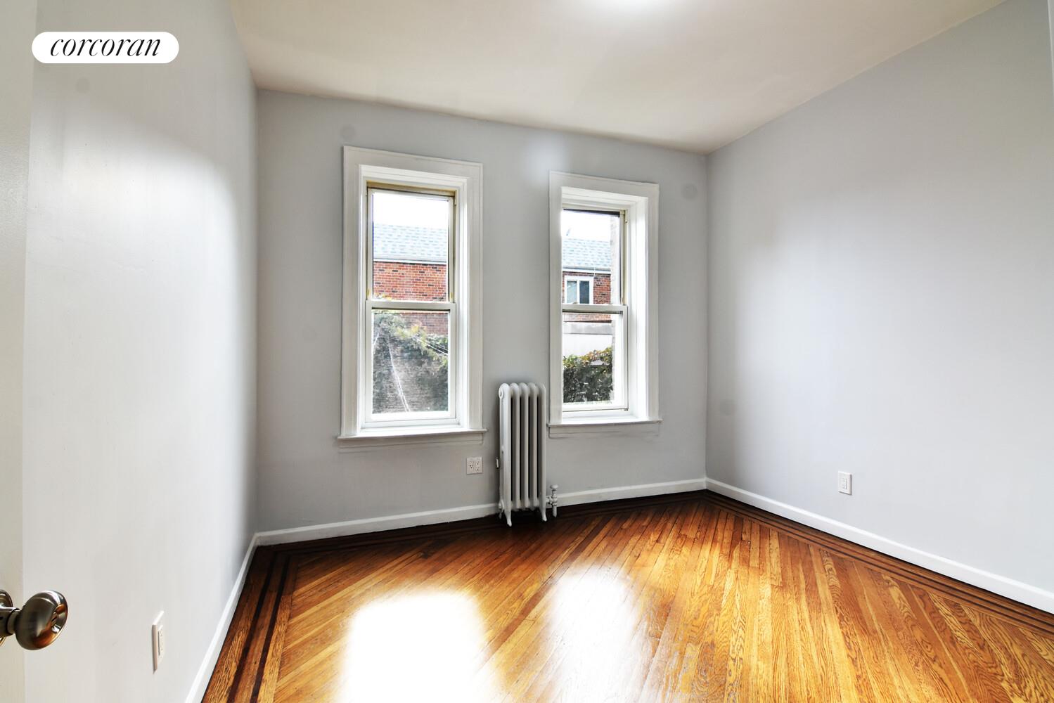 #1 photo, 1018 E 92ND Street, 布鲁克林 Canarsie , NY 11236