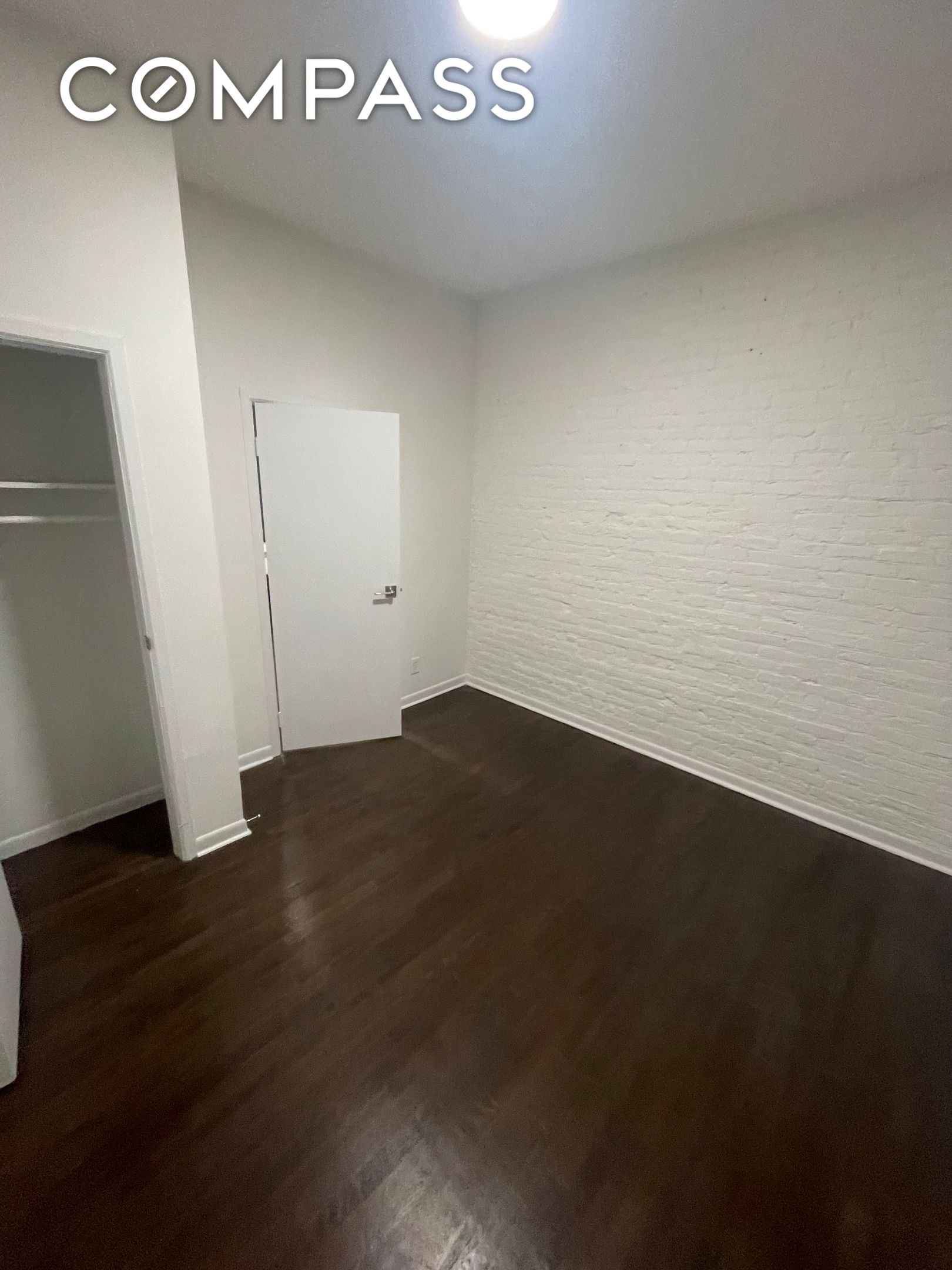 #6 photo, New York City, 맨해튼 East Village , NY 10003