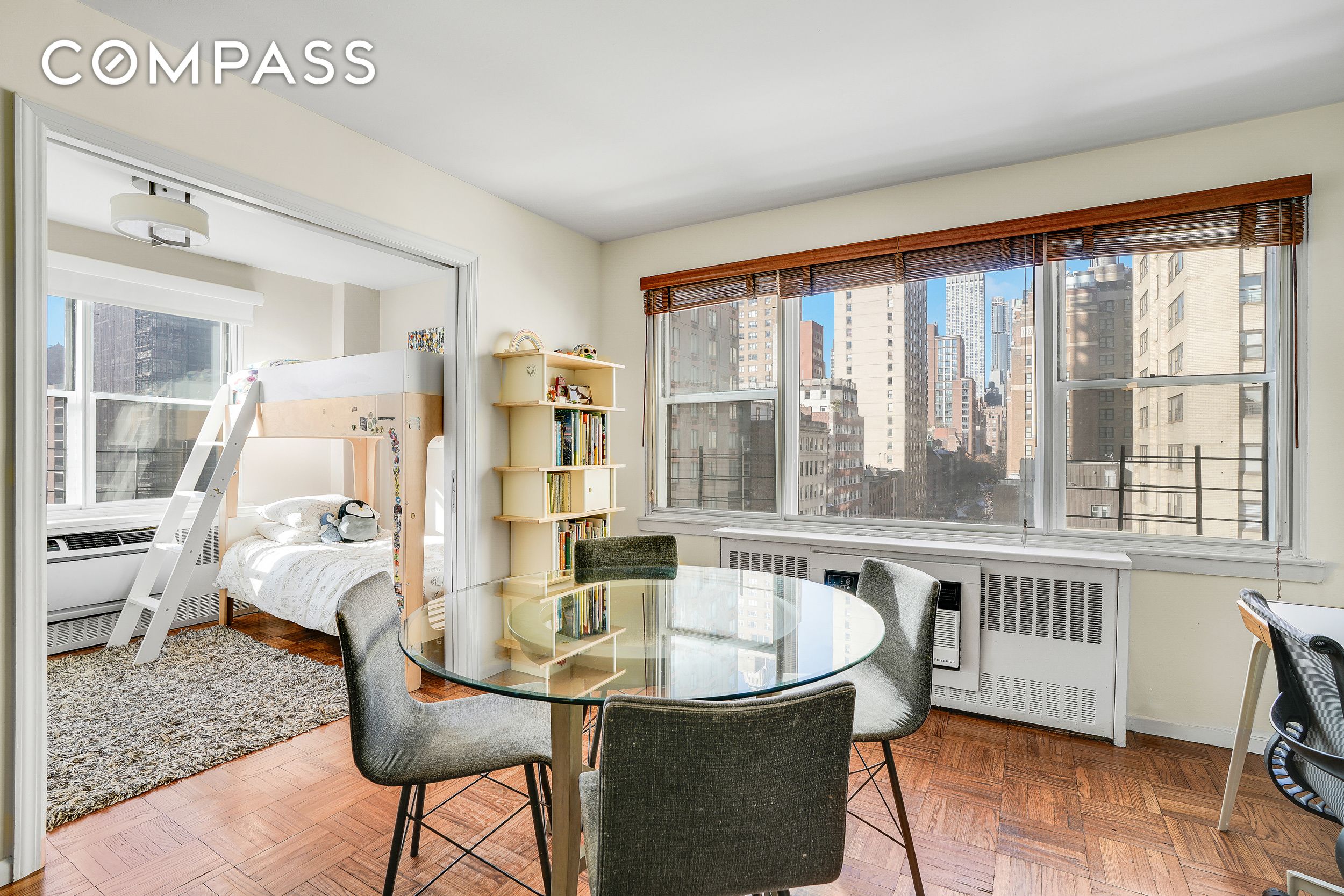 #5 photo, 201 E 37th Street, Murray Hill , NY 10016