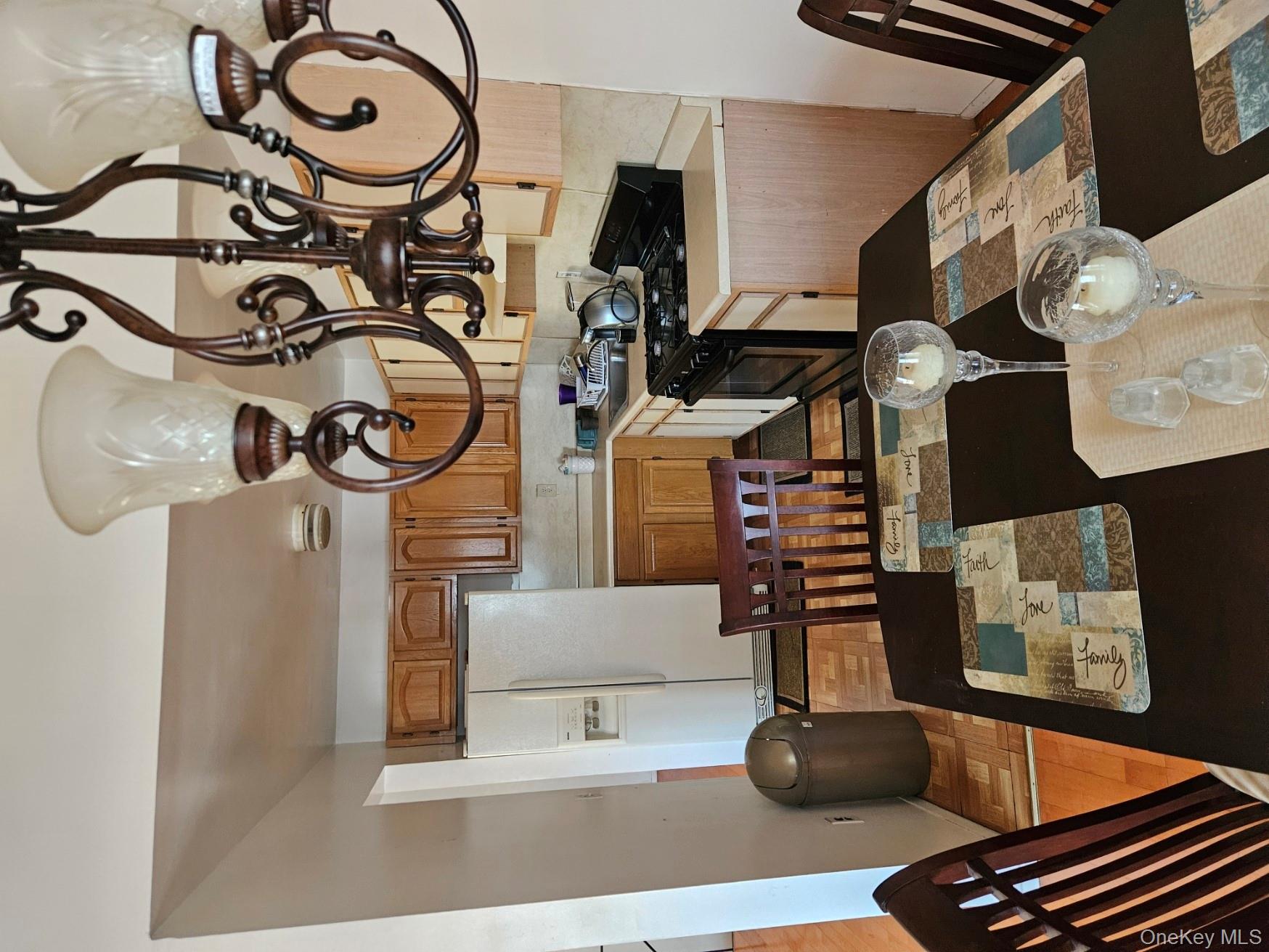 #6 photo, 119-31 Guy R Brewer Boulevard, קווינס Jamaica , NY 11434