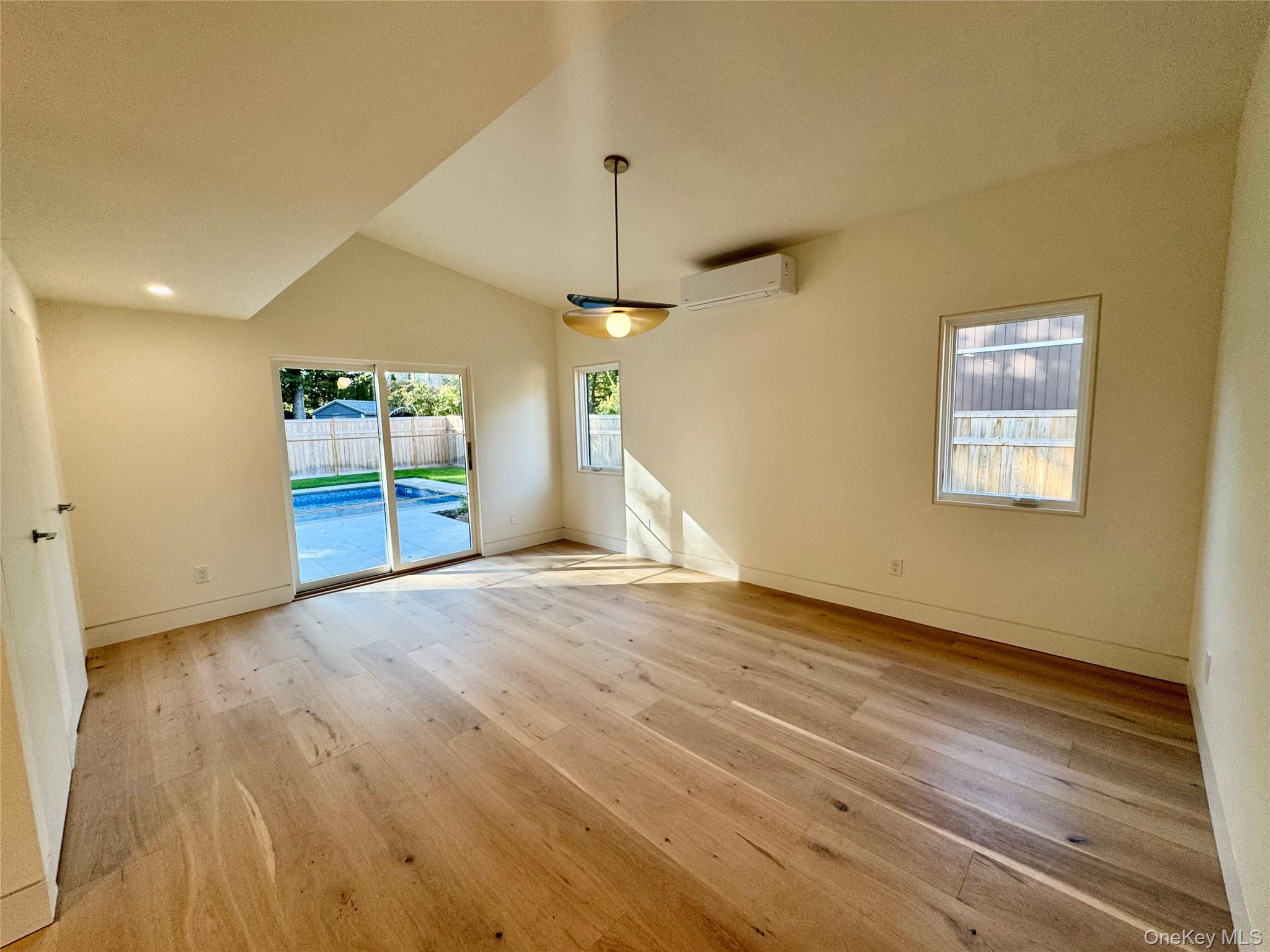 #14 photo, 17 Heather Drive, सफ़ोक काउंटी Remsenburg , NY 11960