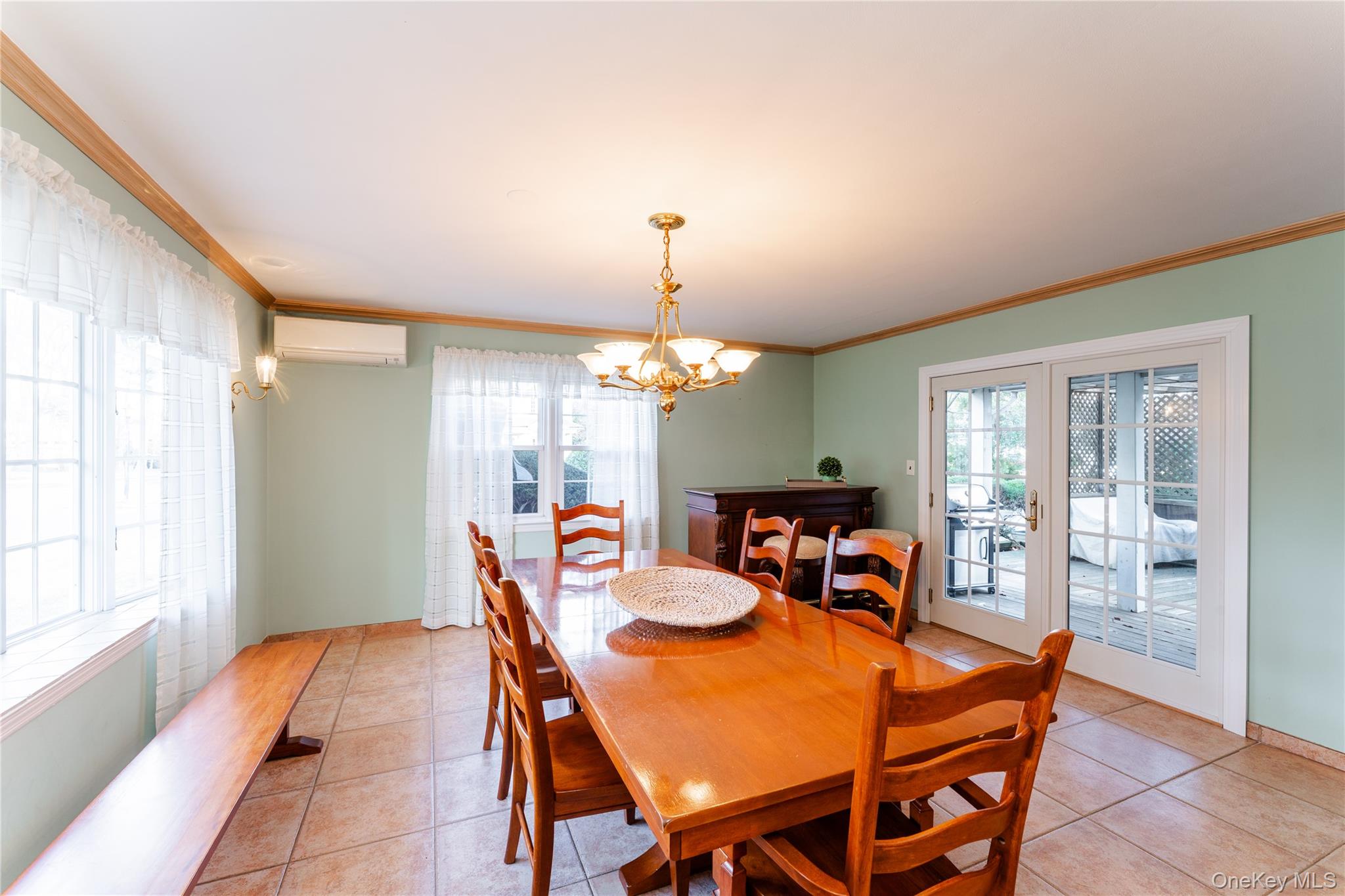 #11 photo, 16 8th Street, 长岛 Carle Place , NY 11514