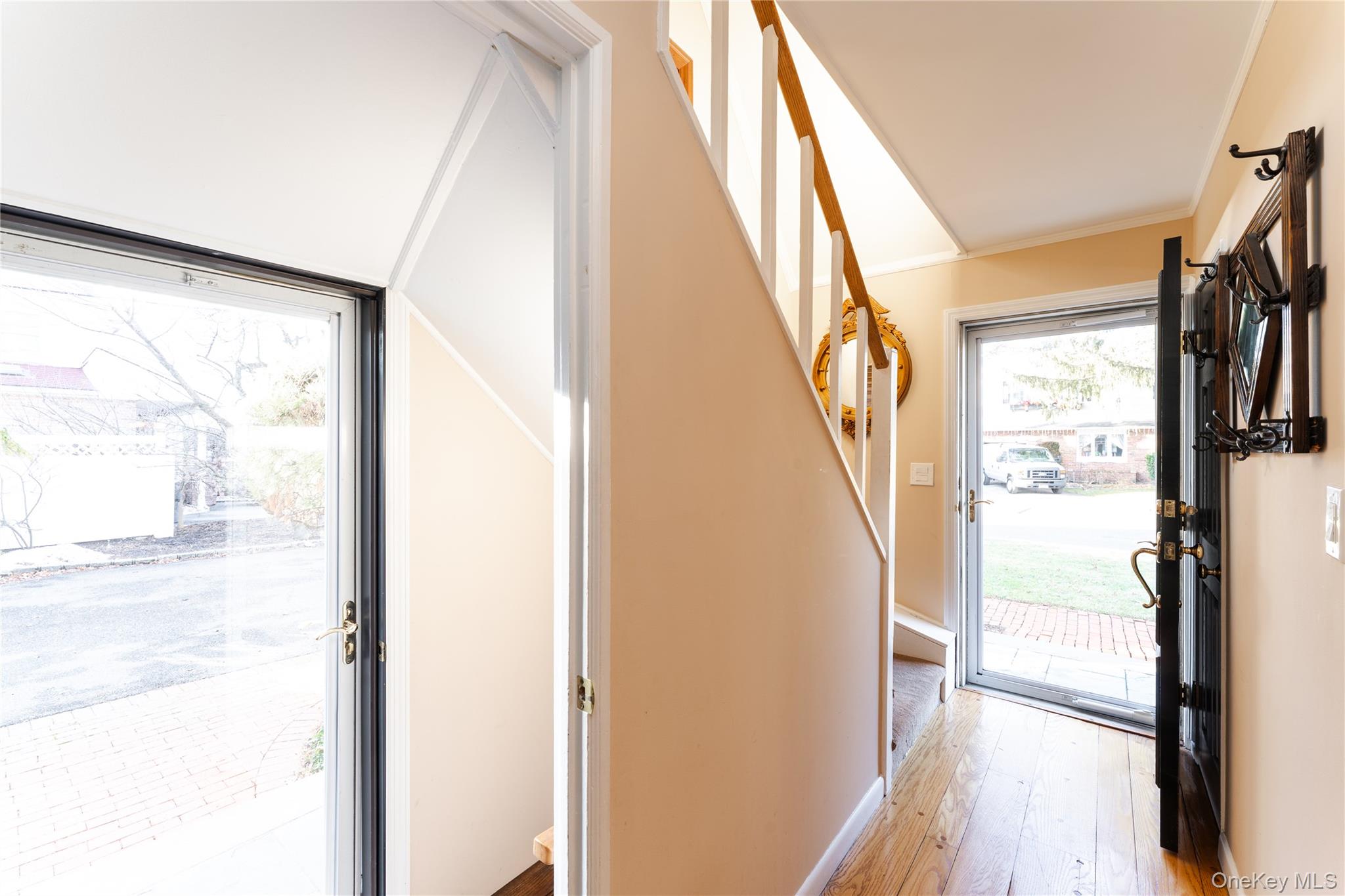 #2 photo, 16 8th Street, 长岛 Carle Place , NY 11514