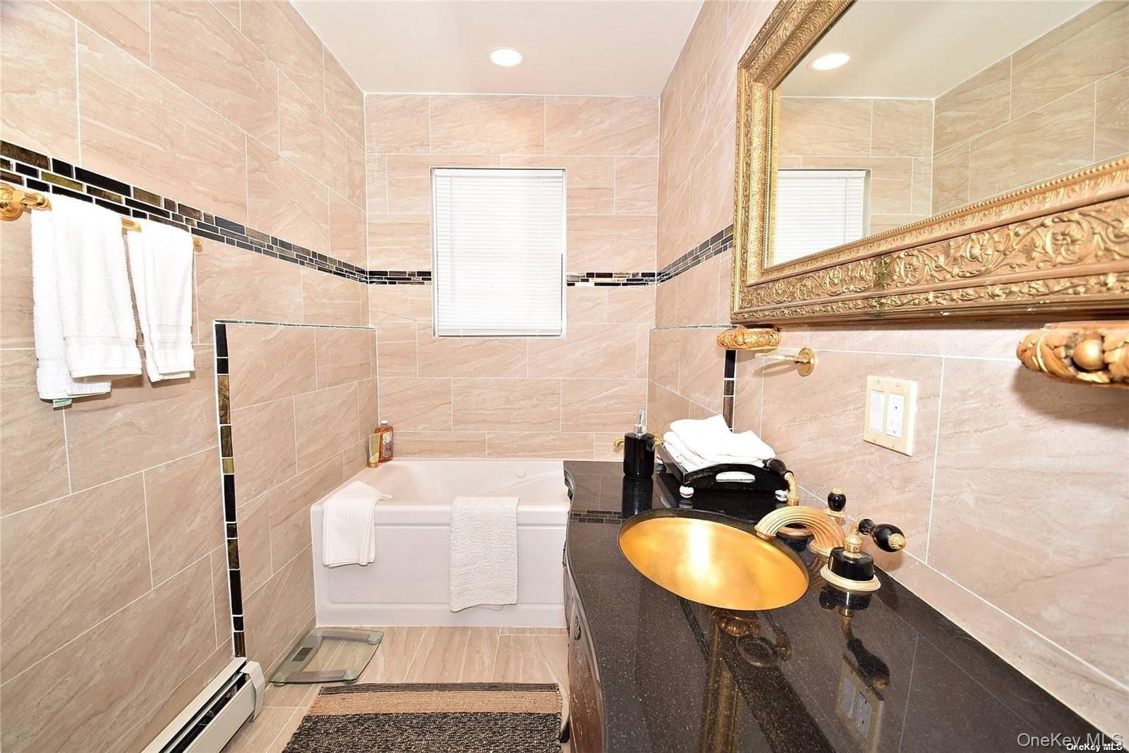 #19 photo, 3434 Colony Drive, Baldwin , NY 11510