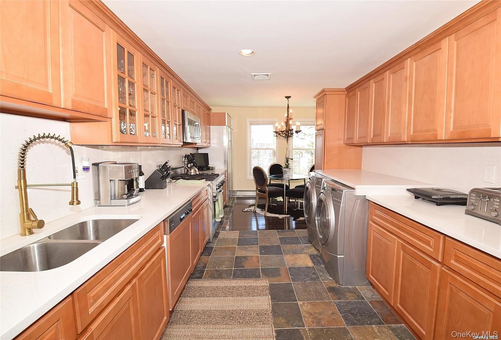 #9 photo, 3434 Colony Drive, Baldwin , NY 11510