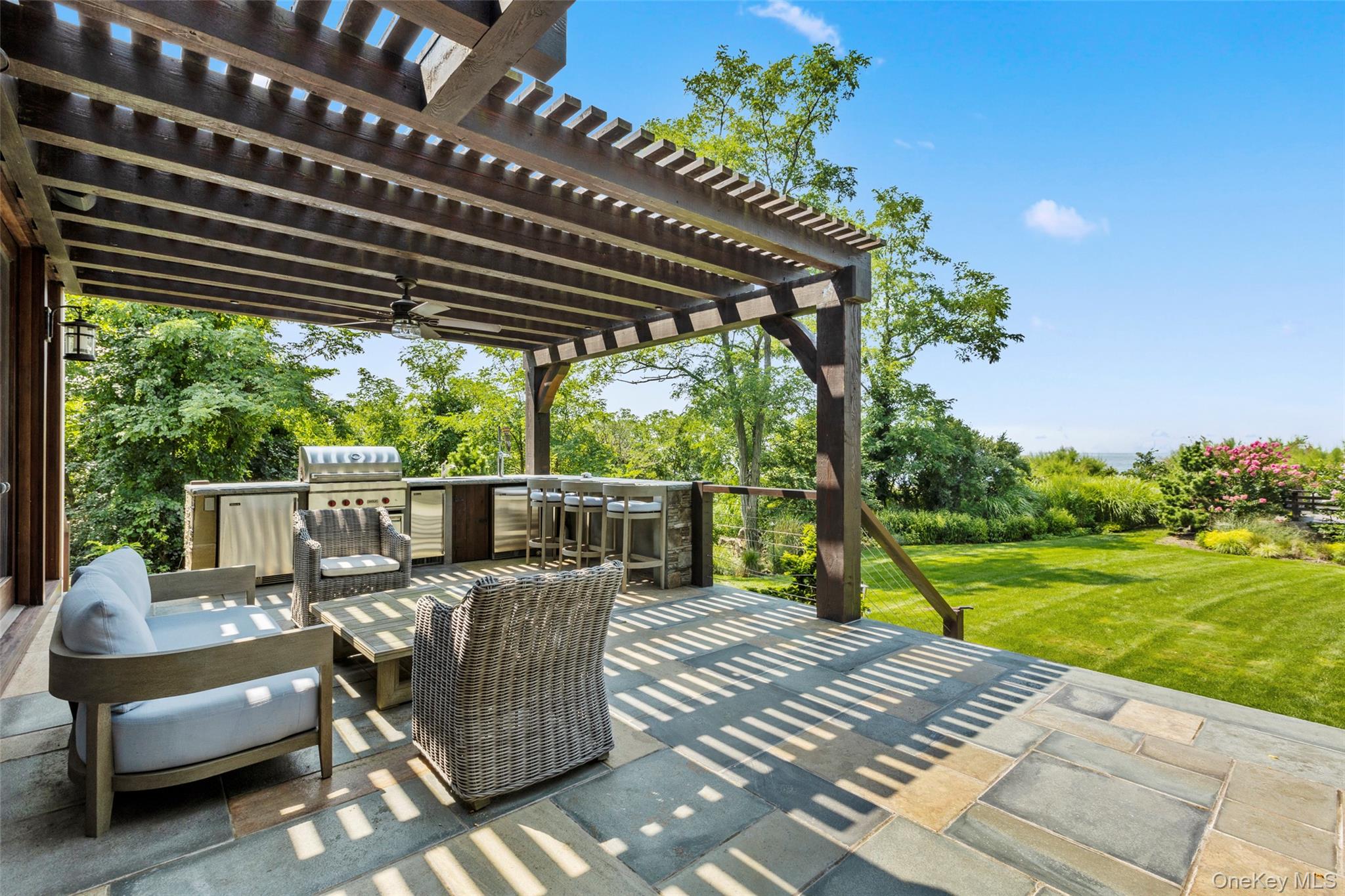 #15 photo, 16 Old Field Woods Road, Setauket , NY 11733