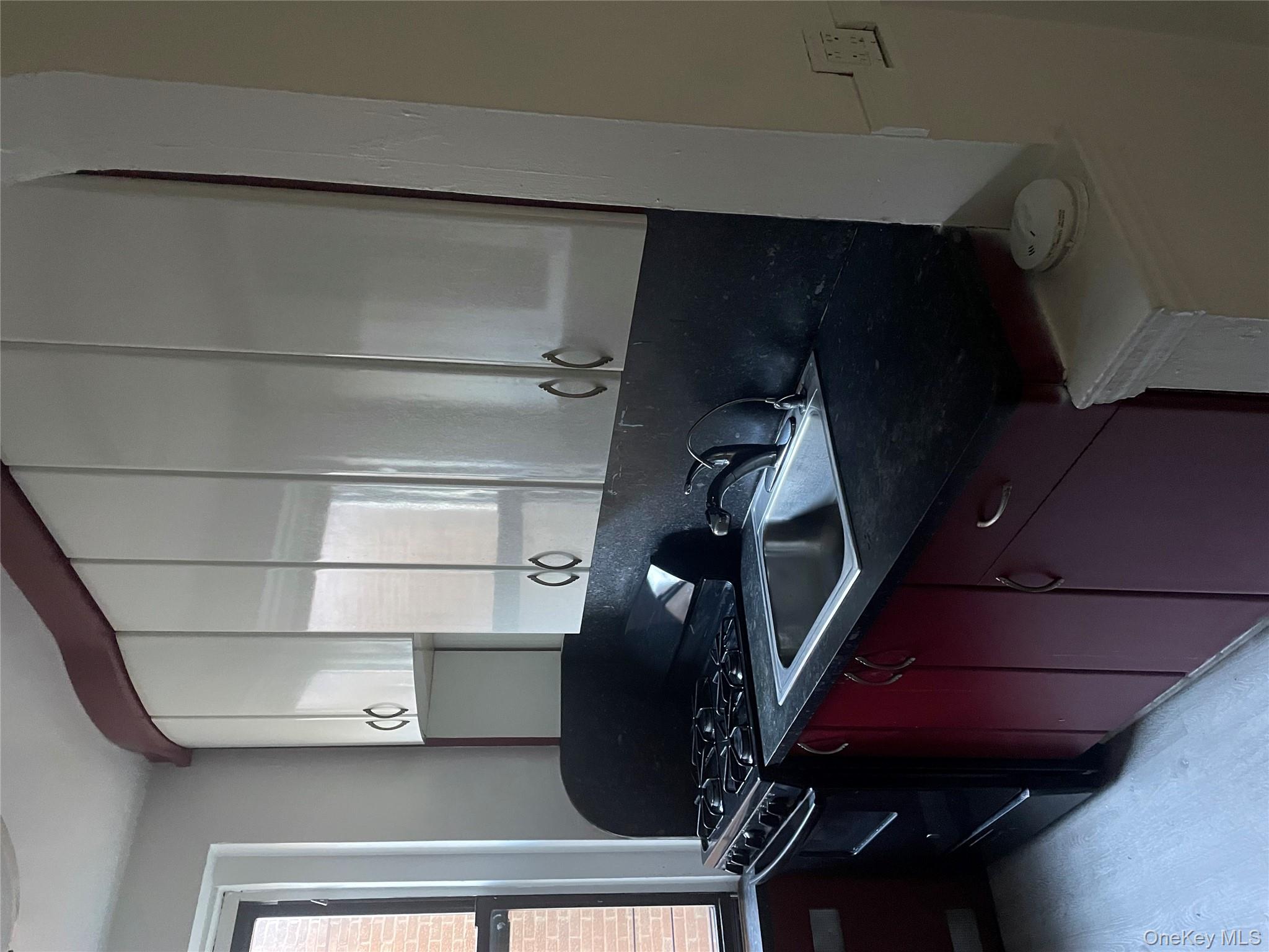 #10 photo, 118-14 83rd Avenue, 뉴욕퀸즈 Kew Gardens , NY 11415