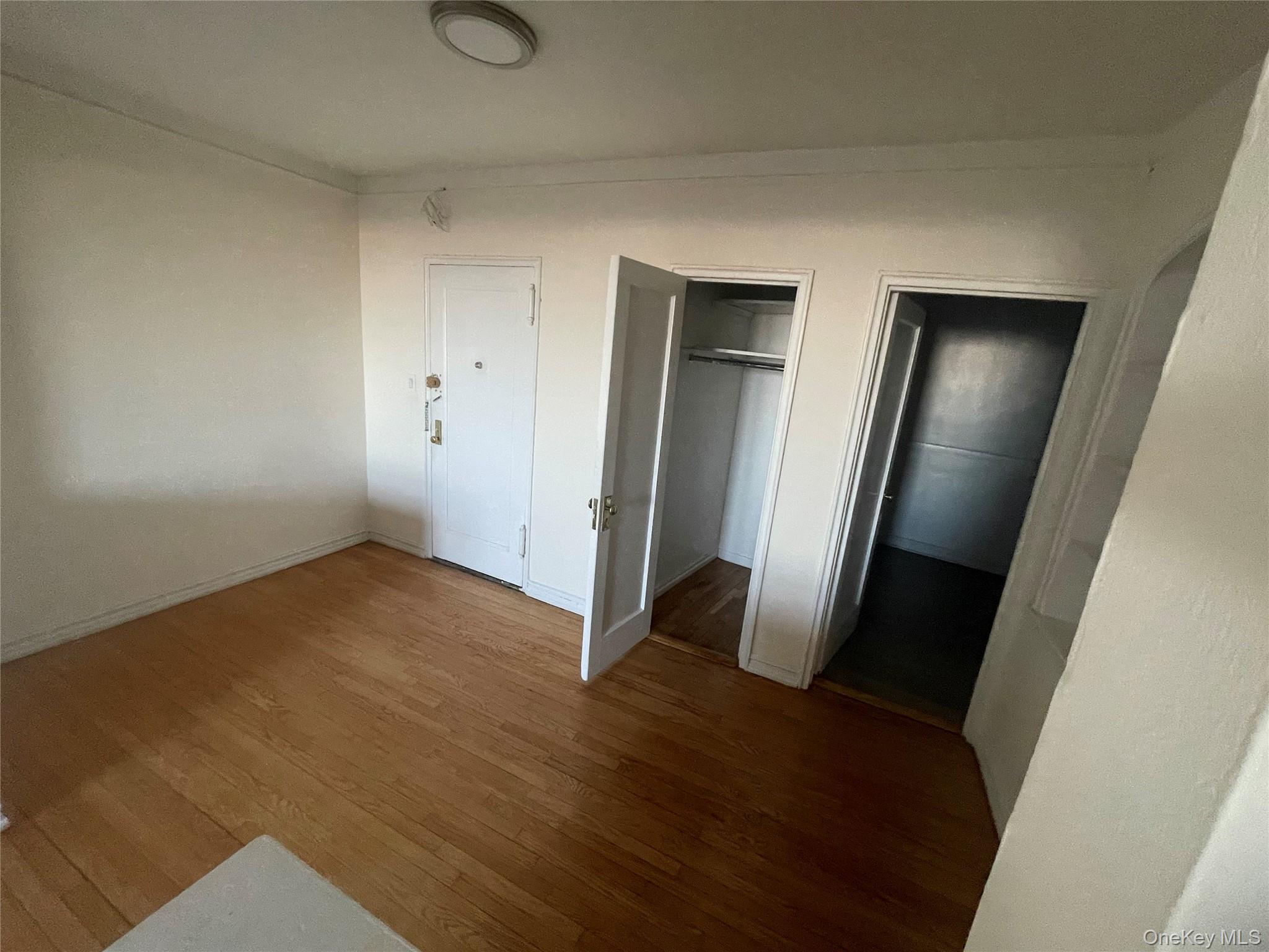 #16 photo, 118-14 83rd Avenue, 뉴욕퀸즈 Kew Gardens , NY 11415