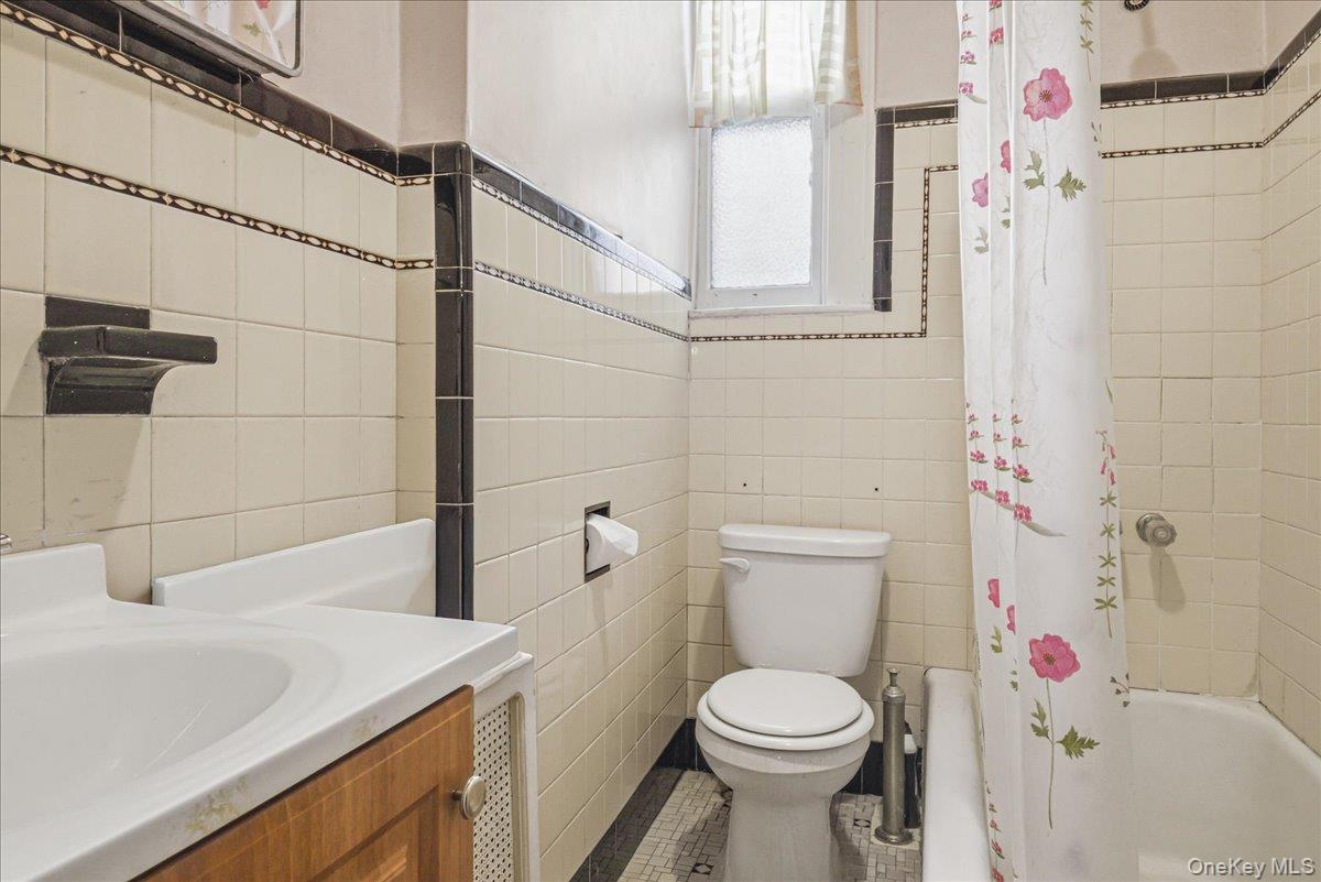 #10 photo, 6034 Linden Street, Куинс ‖ Ridgewood , NY 11385