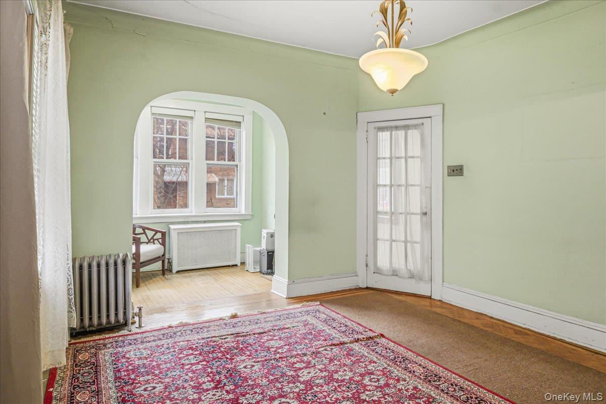 #4 photo, 6034 Linden Street, Куинс ‖ Ridgewood , NY 11385