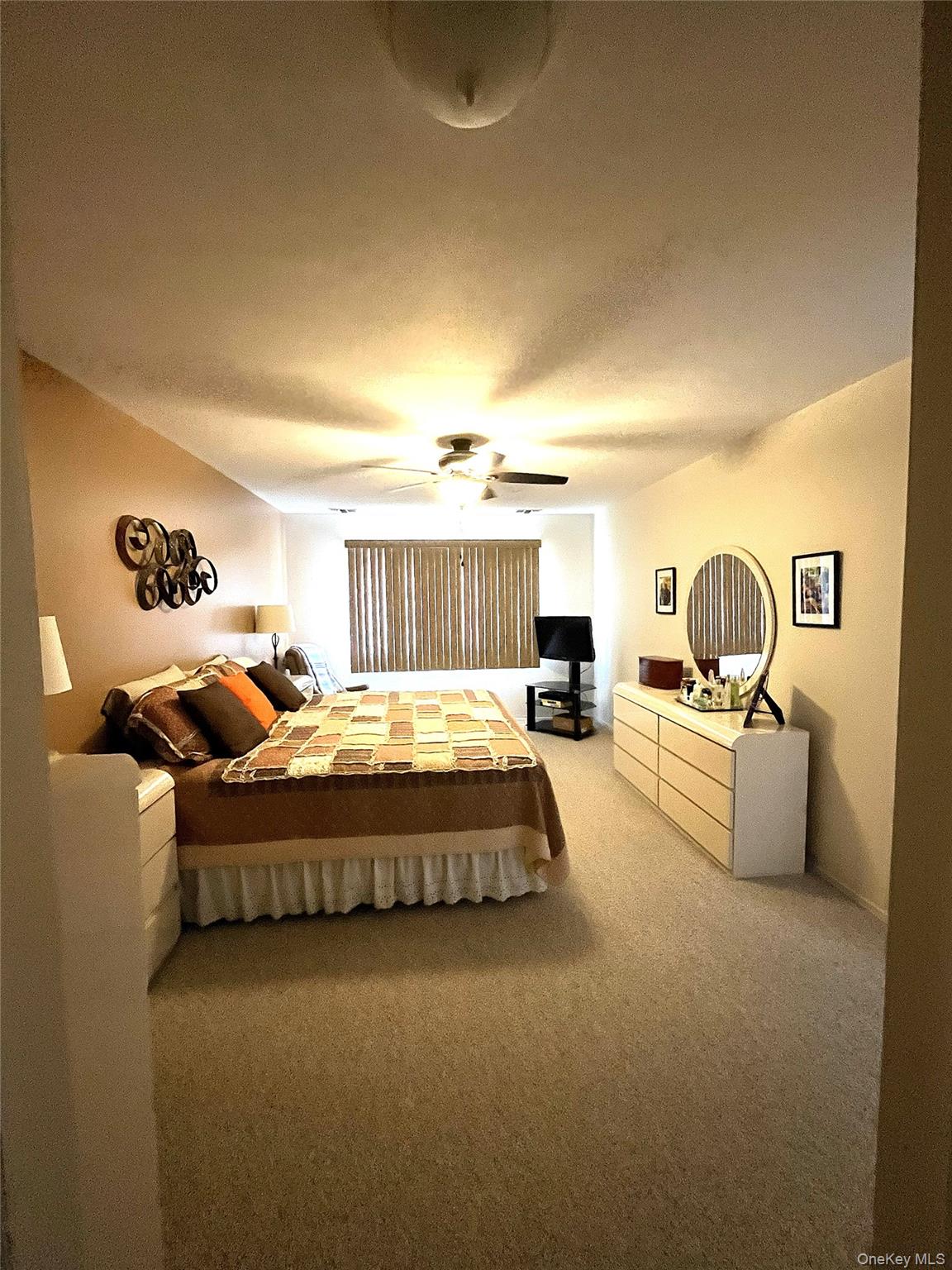 #19 photo, 566 Birchwood Park Drive, Middle Island , NY 11953