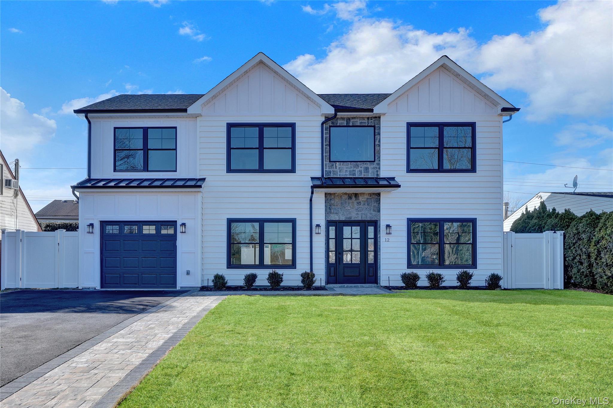 #4 photo, 12 Dahlia Lane, Wantagh , NY 11793