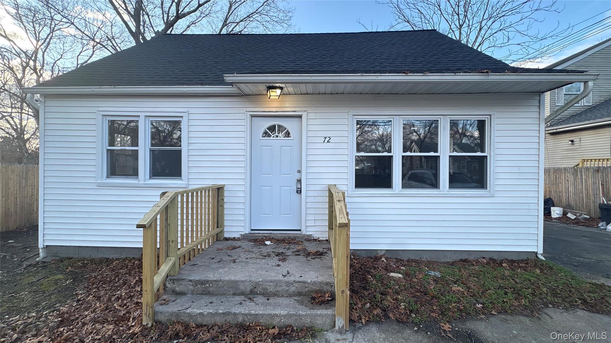 #1 photo, 72 Judith Drive, सफ़ोक काउंटी Coram , NY 11727