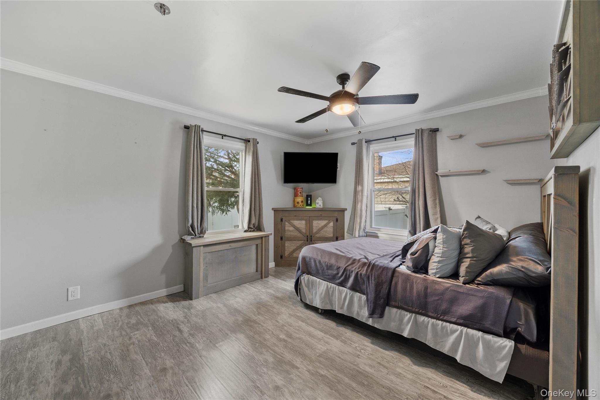 #11 photo, 7 East Court, Bethpage , NY 11714