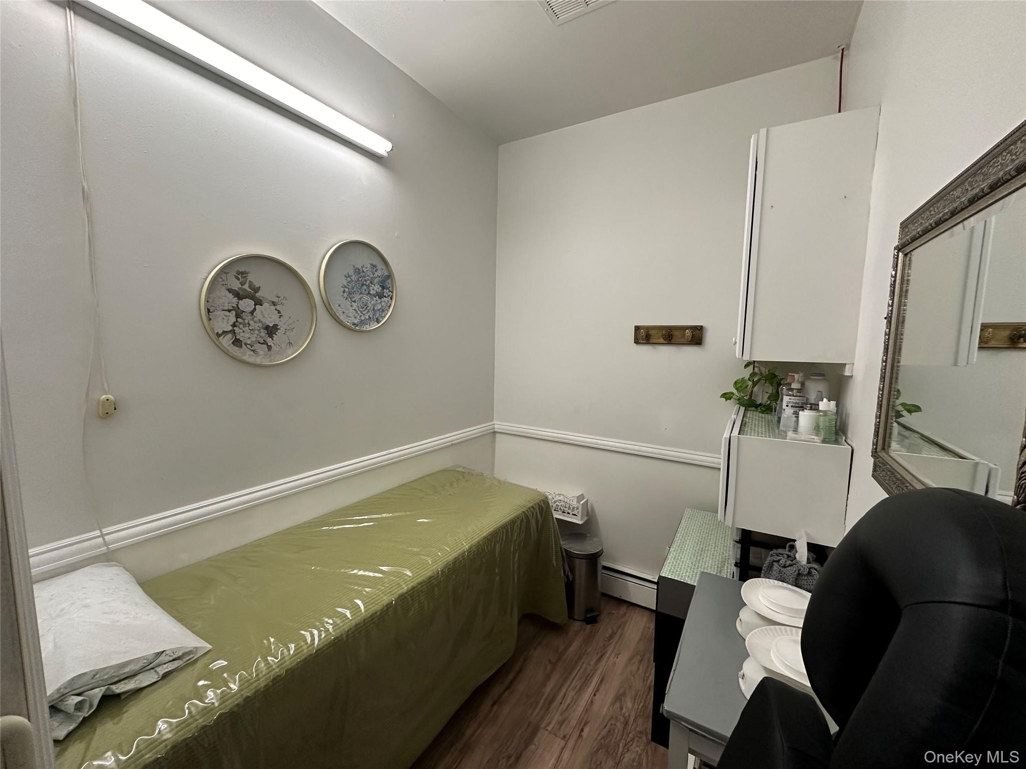 #10 photo, 120 Jackson Avenue, Syosset , NY 11791