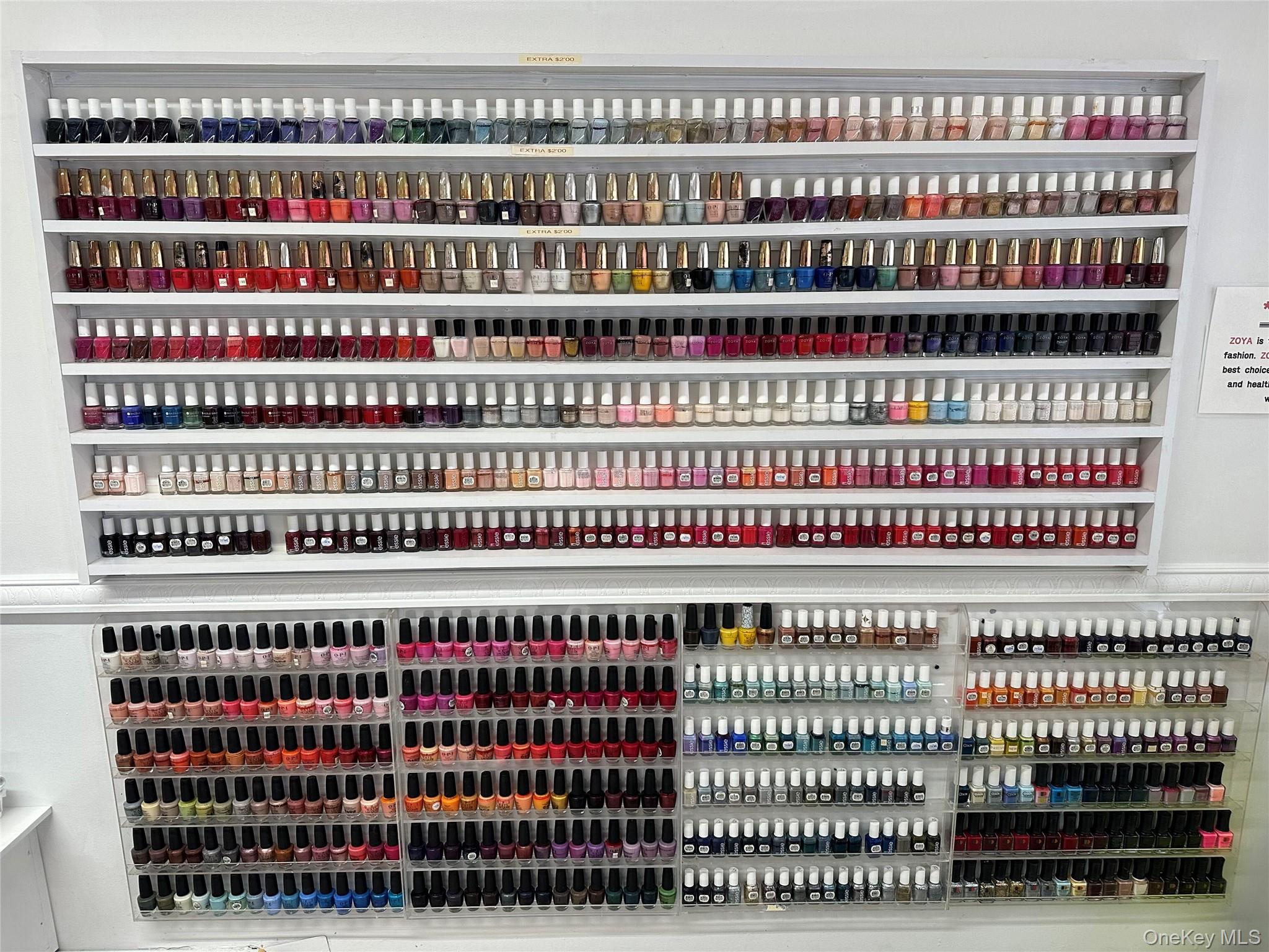 #8 photo, 120 Jackson Avenue, Syosset , NY 11791