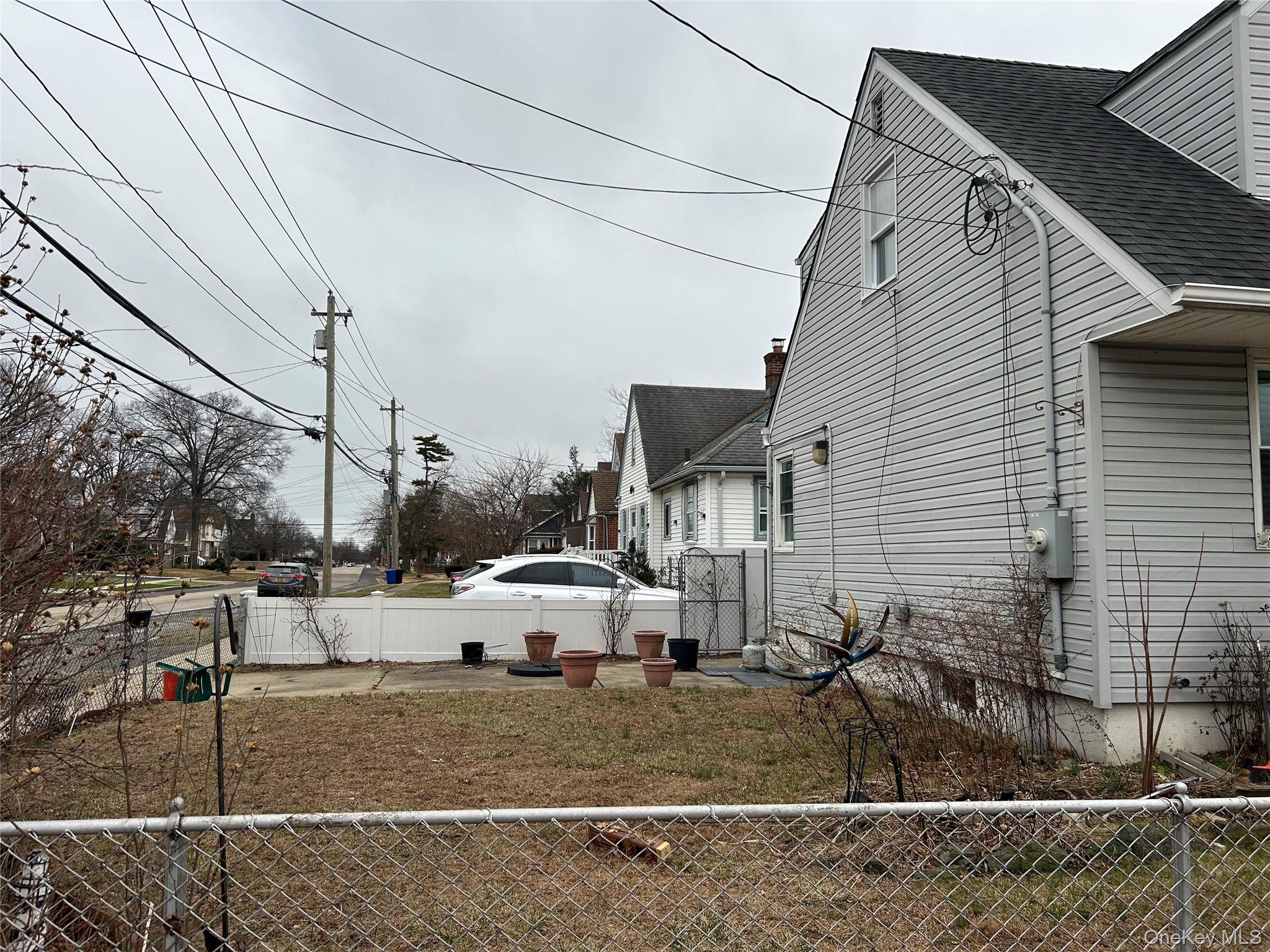 #11 photo, 42 Princeton Street, नासाउ काउंटी Valley Stream , NY 11580