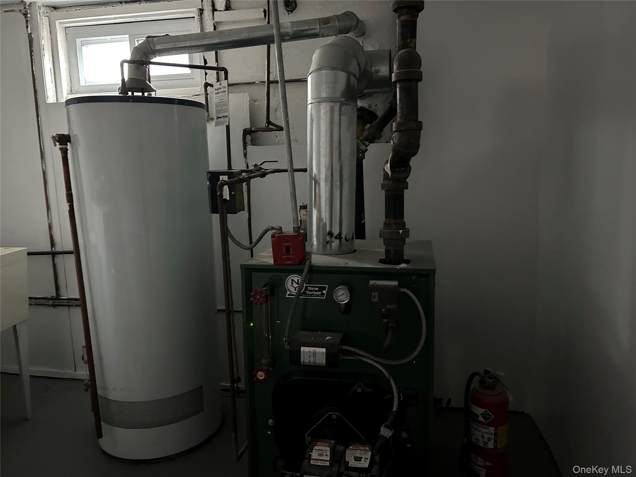 #3 photo, 42 Princeton Street, नासाउ काउंटी Valley Stream , NY 11580