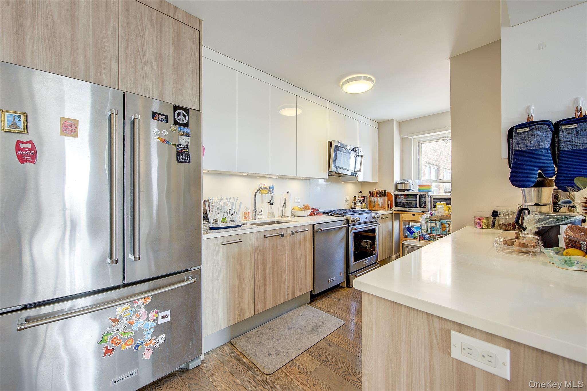 #11 photo, 107-40 Queens Boulevard, Forest Hills , NY 11375