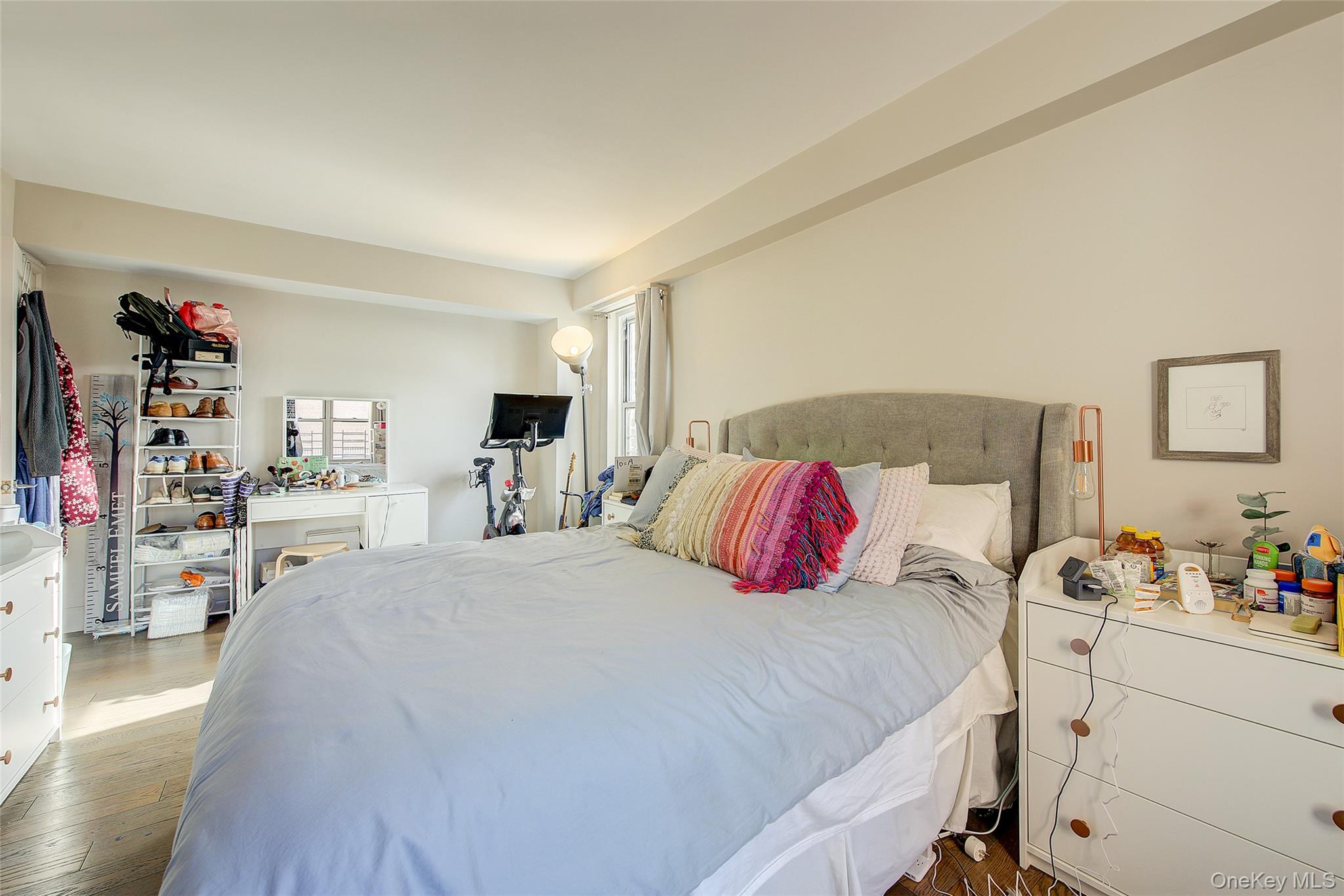 #16 photo, 107-40 Queens Boulevard, Forest Hills , NY 11375