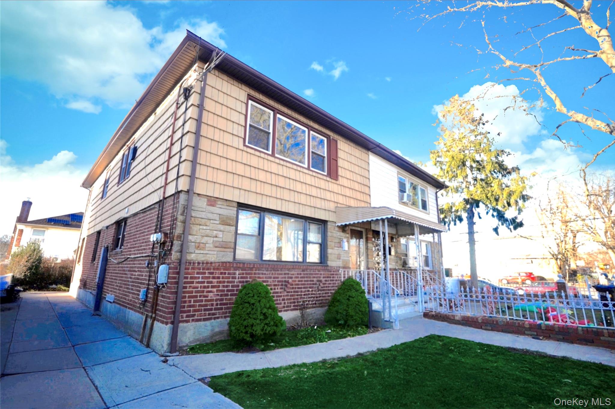 #1 photo, 130-04 130th Street, קווינס South Ozone Park , NY 11420
