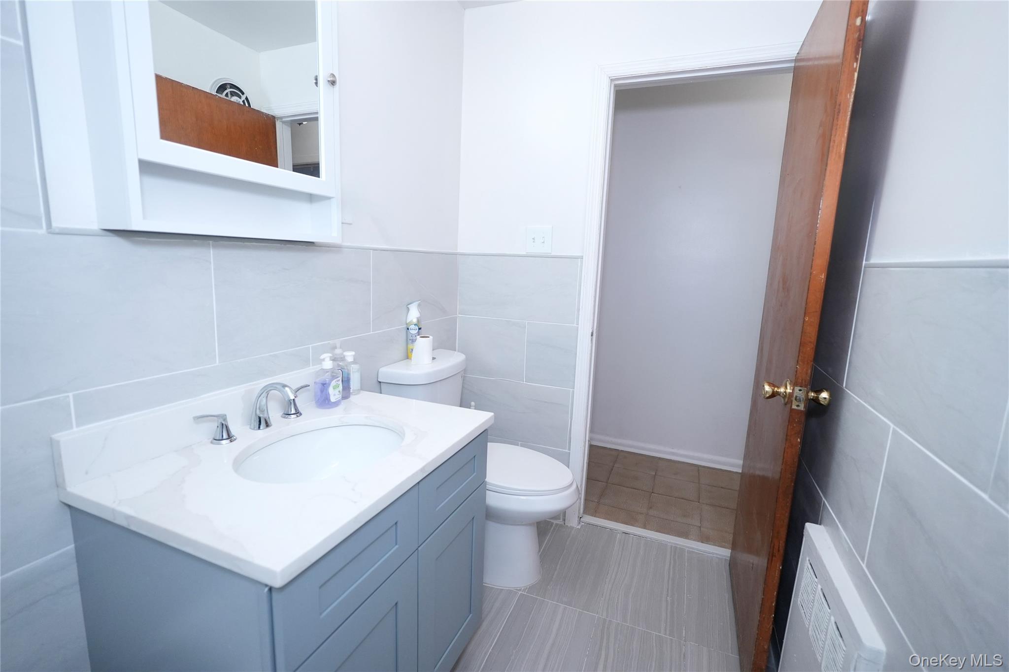 #19 photo, 130-04 130th Street, קווינס South Ozone Park , NY 11420