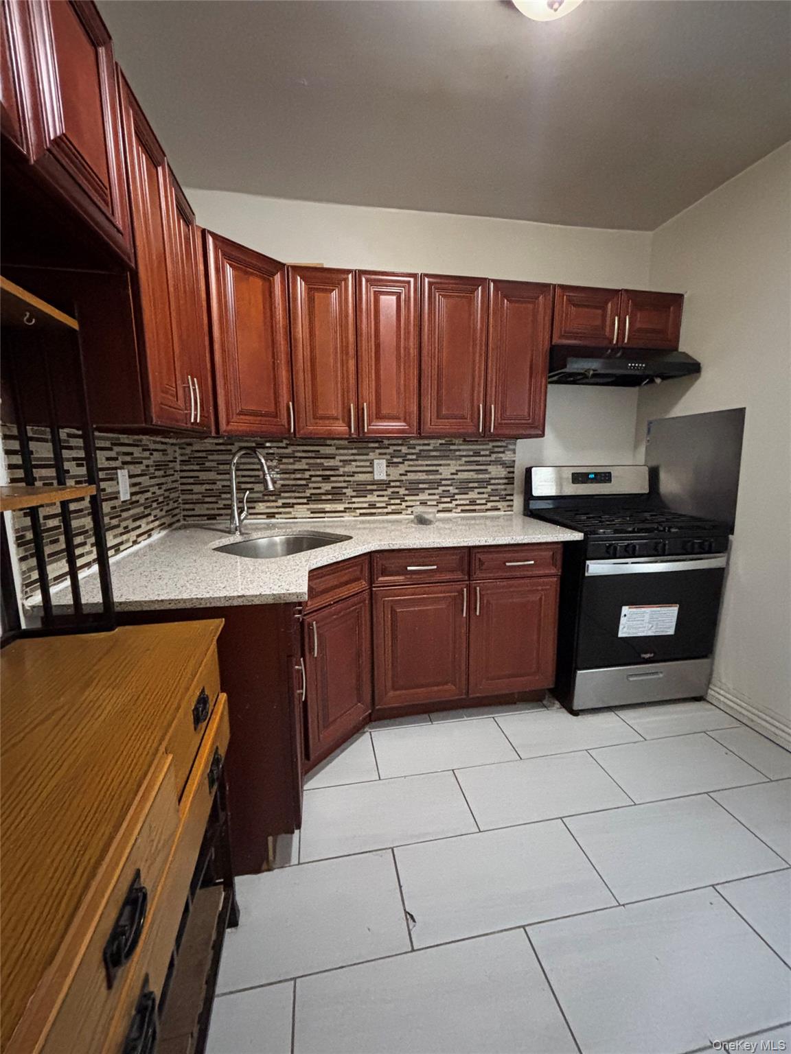 #1 photo, 10227 129th St, Richmond Hill S. , NY 11419