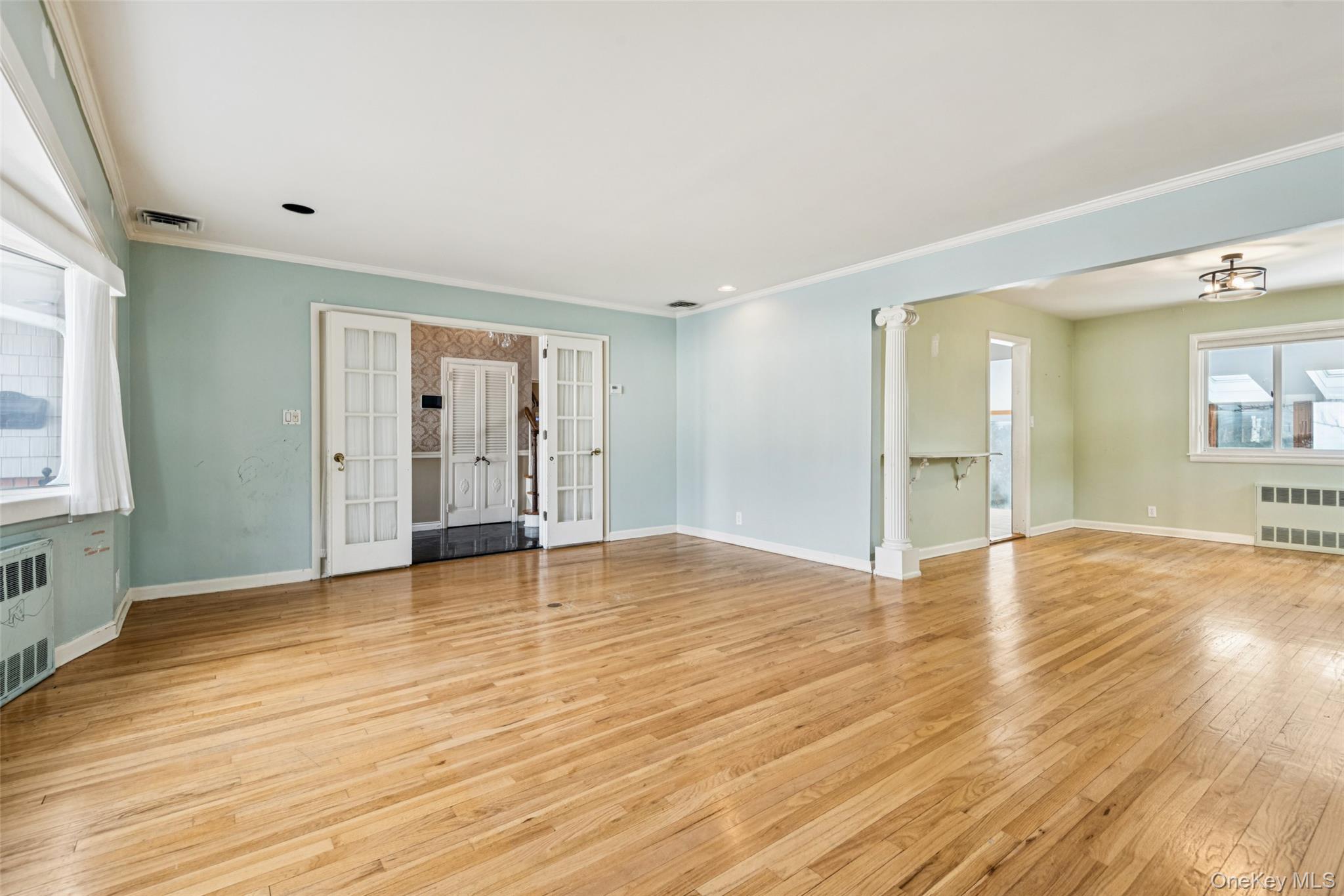 #10 photo, 15 Baylis Place, Lynbrook , NY 11563