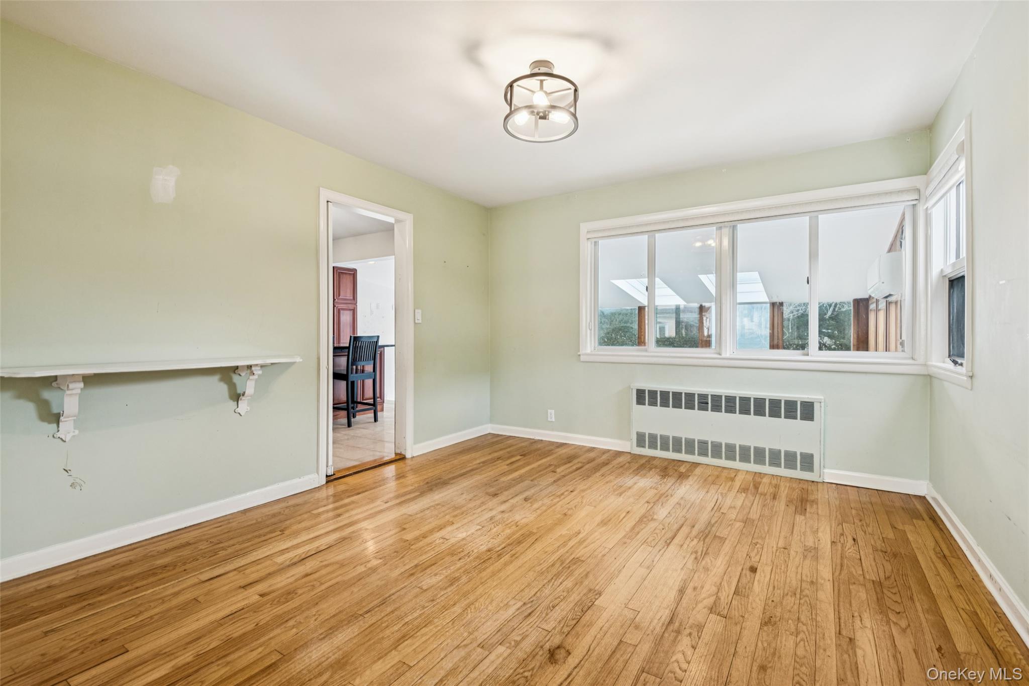 #13 photo, 15 Baylis Place, Lynbrook , NY 11563