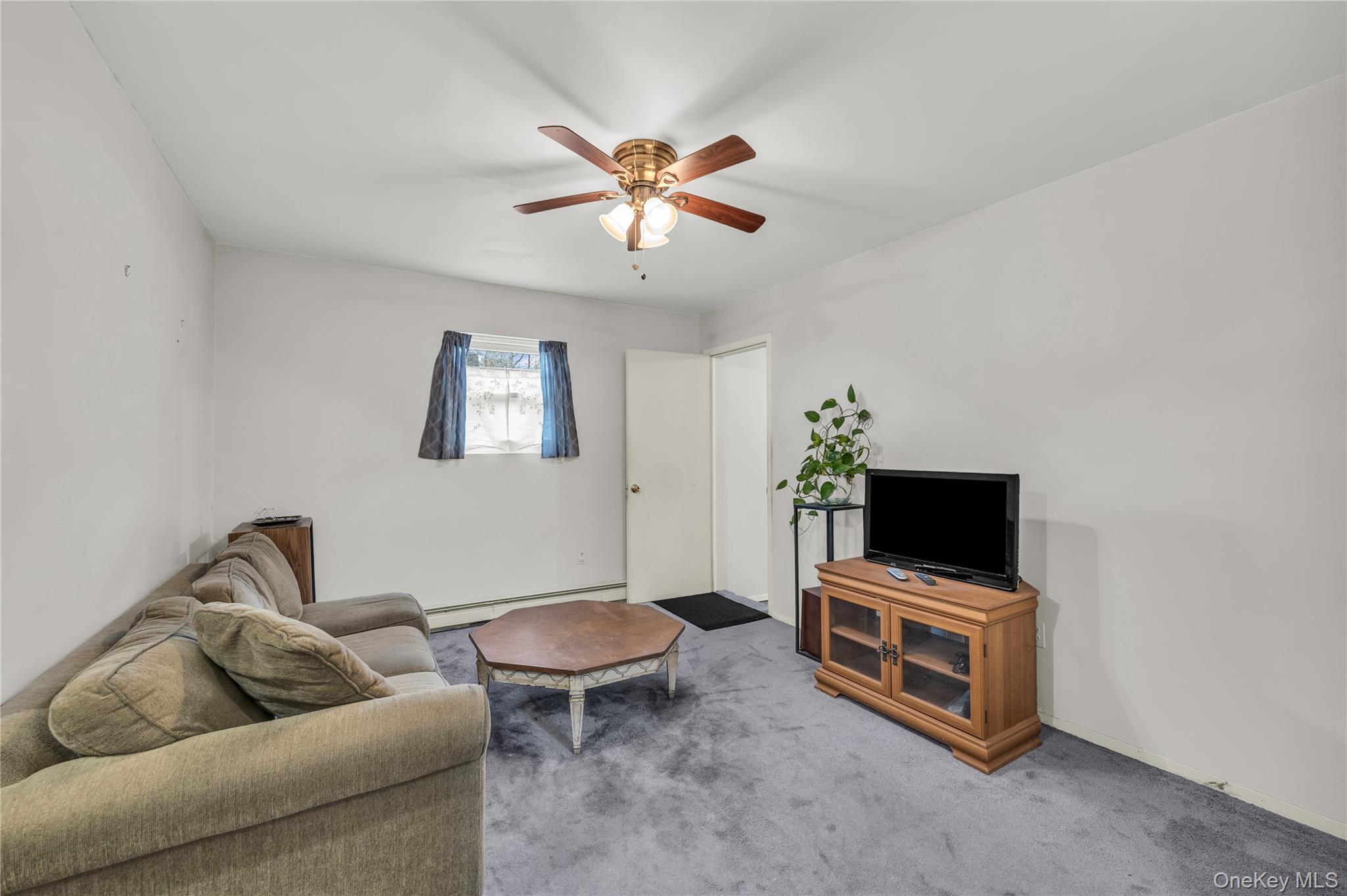 #13 photo, 46 Craven Street, Huntington Station , NY 11746