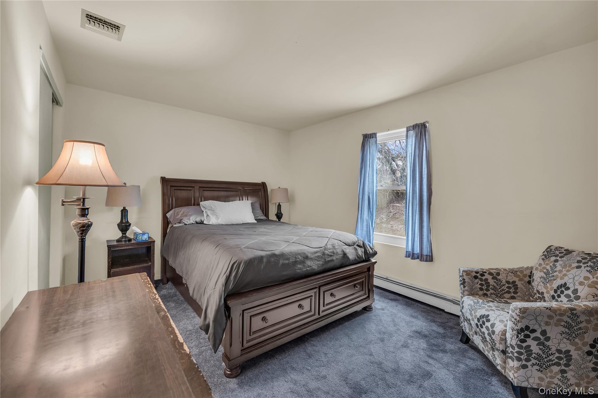 #14 photo, 46 Craven Street, Huntington Station , NY 11746