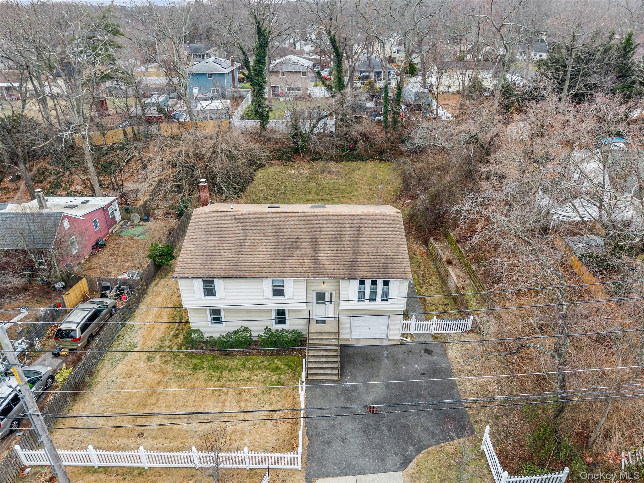 #19 photo, 46 Craven Street, Huntington Station , NY 11746