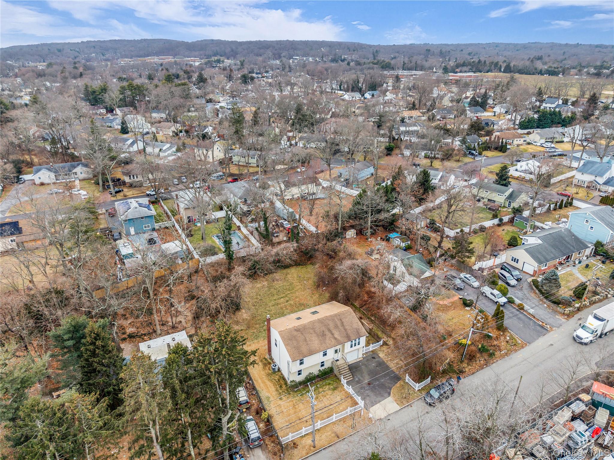 #20 photo, 46 Craven Street, Huntington Station , NY 11746