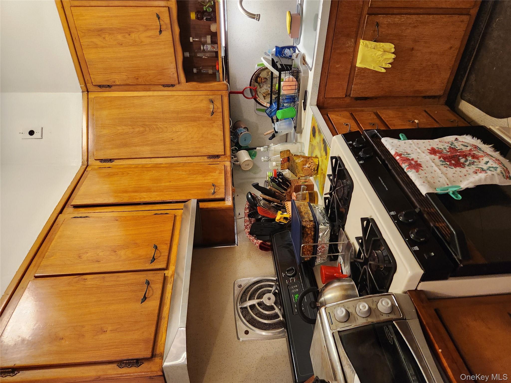 #9 photo, 904 E 54th Street, Brooklyn , NY 11234