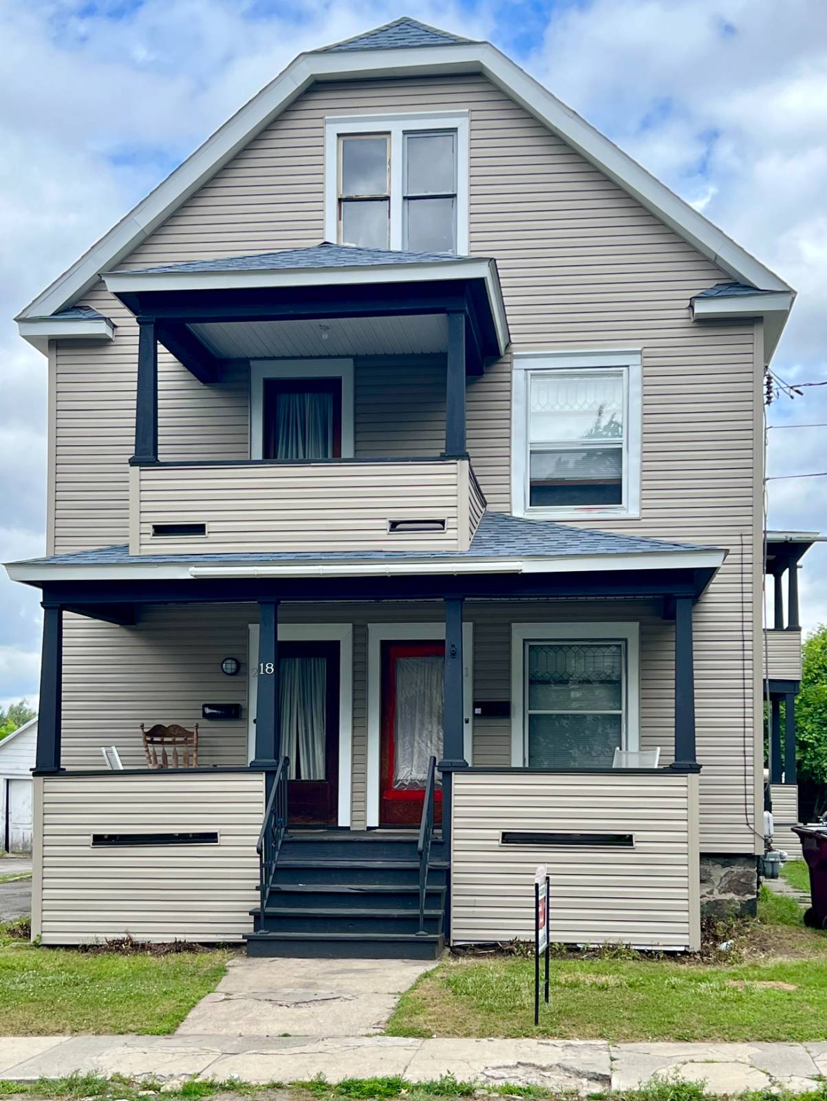 #1 photo, 18 W Eighth Avenue, Gloversville , NY 12078