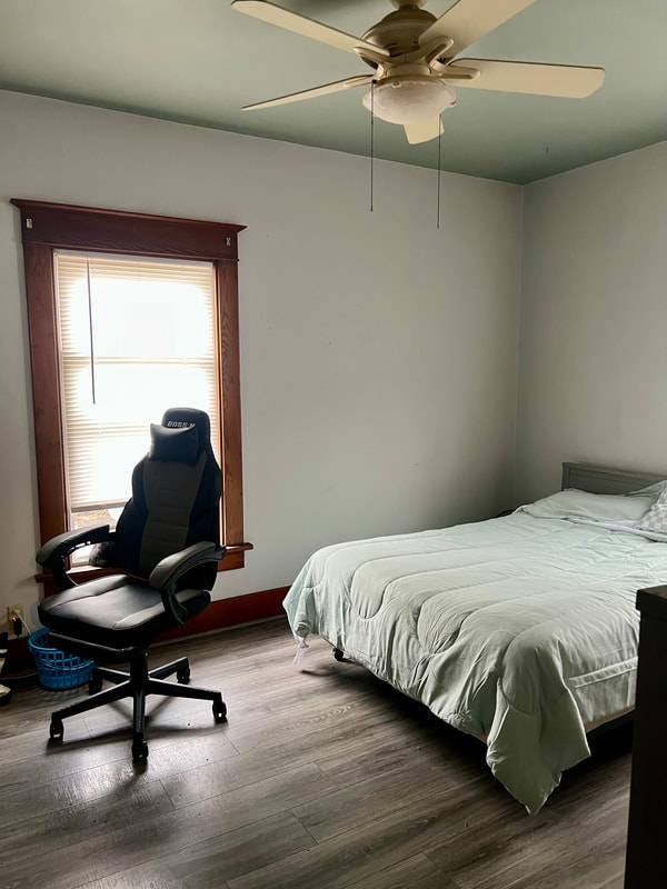 #16 photo, 18 W Eighth Avenue, Gloversville , NY 12078