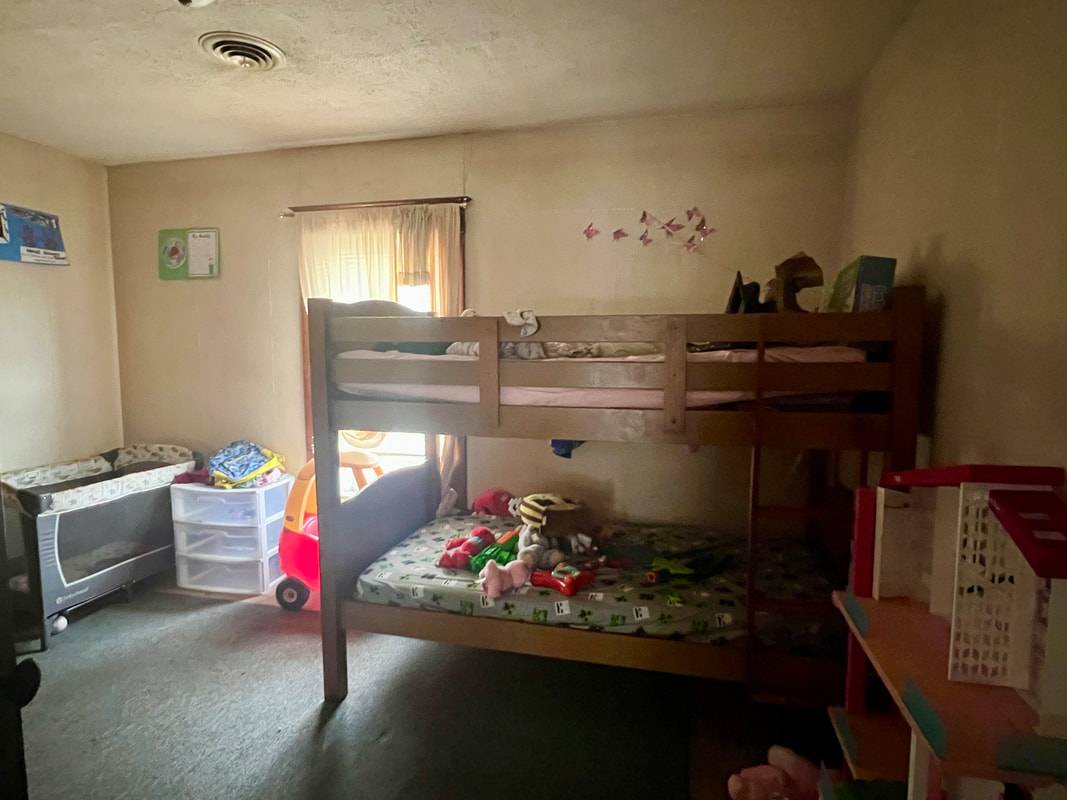 #23 photo, 18 W Eighth Avenue, Gloversville , NY 12078