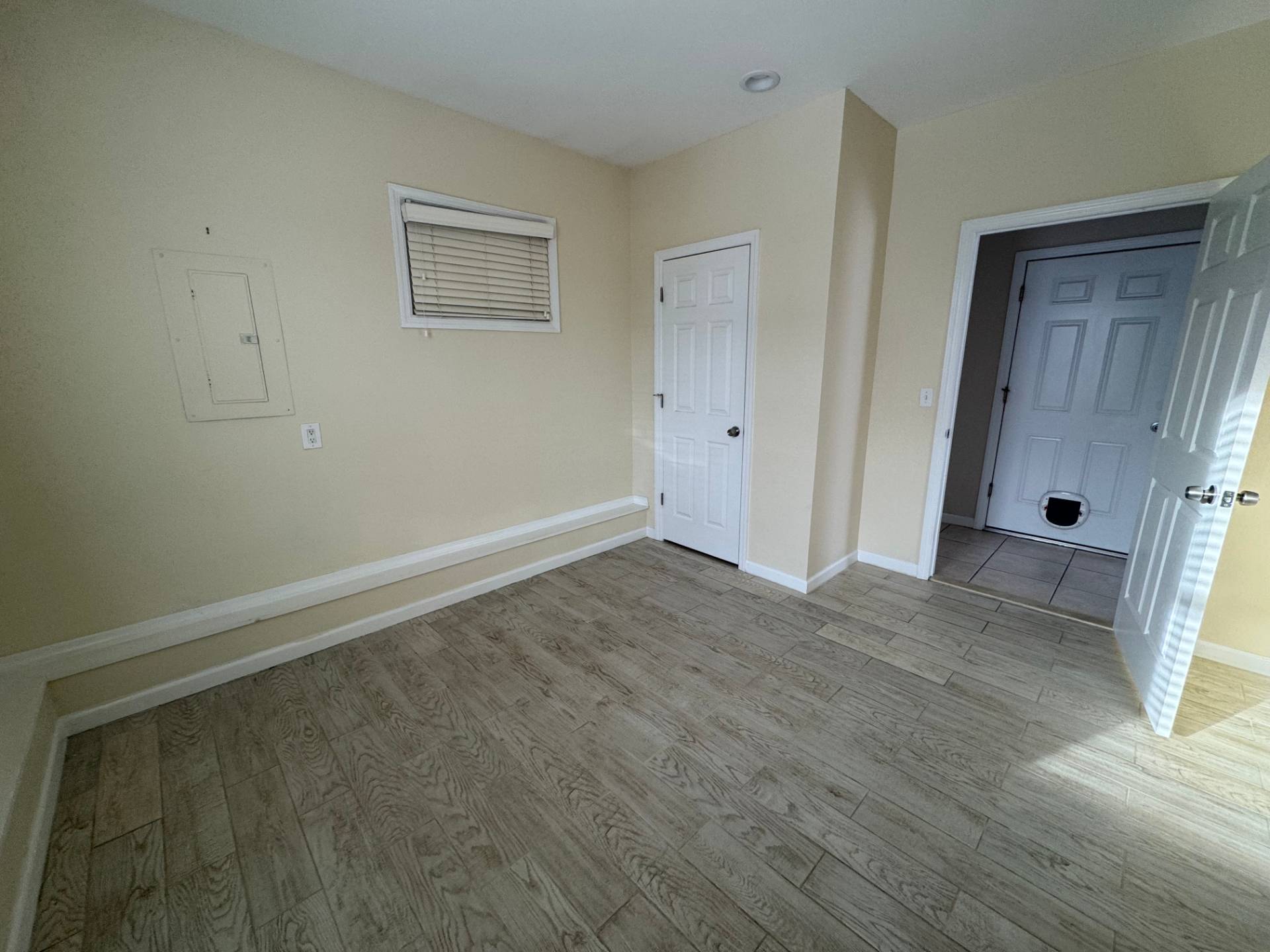 #9 photo, 25A GARDNERS LN, Hampton Bays , NY 11946