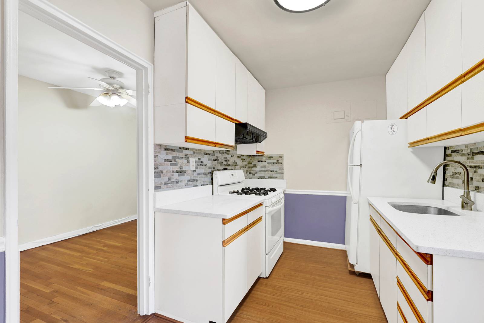 #13 photo, 2260 Burnett St, #3E, Marine Park , NY 11229