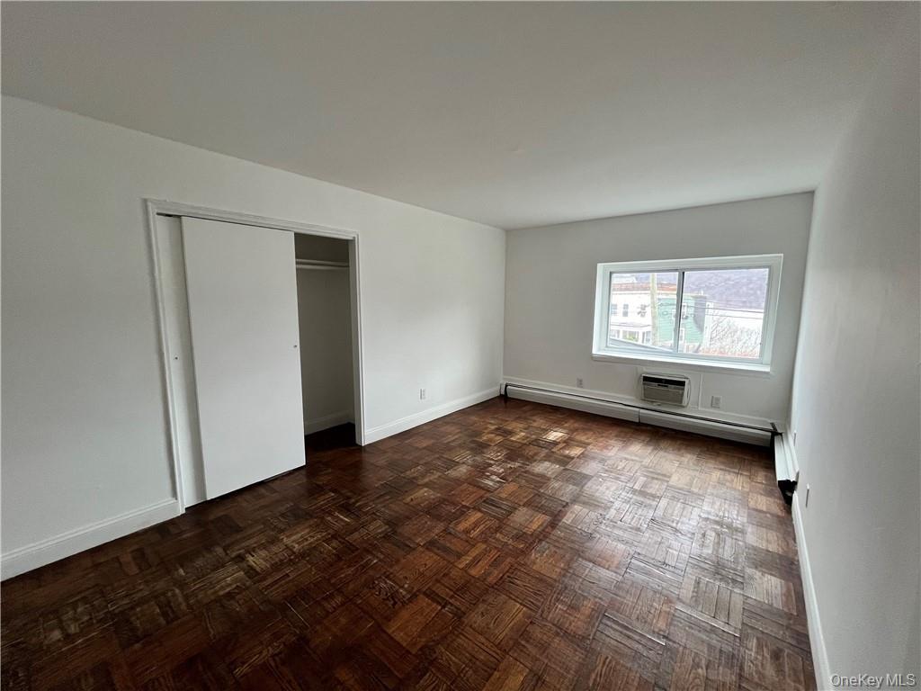 #7 photo, 790 Warburton Avenue, Yonkers , NY 10701