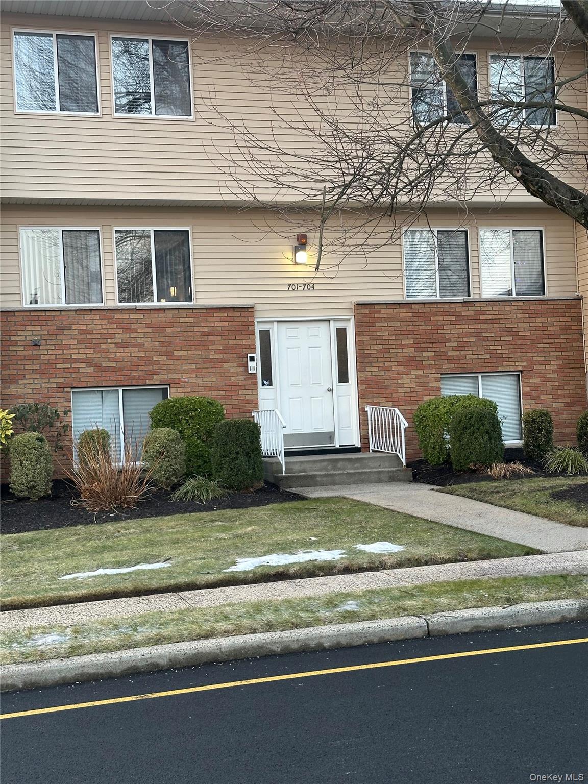 #1 photo, 25 College Avenue, Nanuet , NY 10954