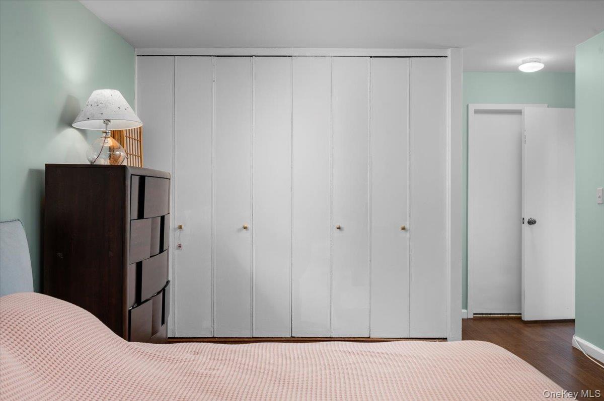 #19 photo, 499 N Broadway, White Plains , NY 10603