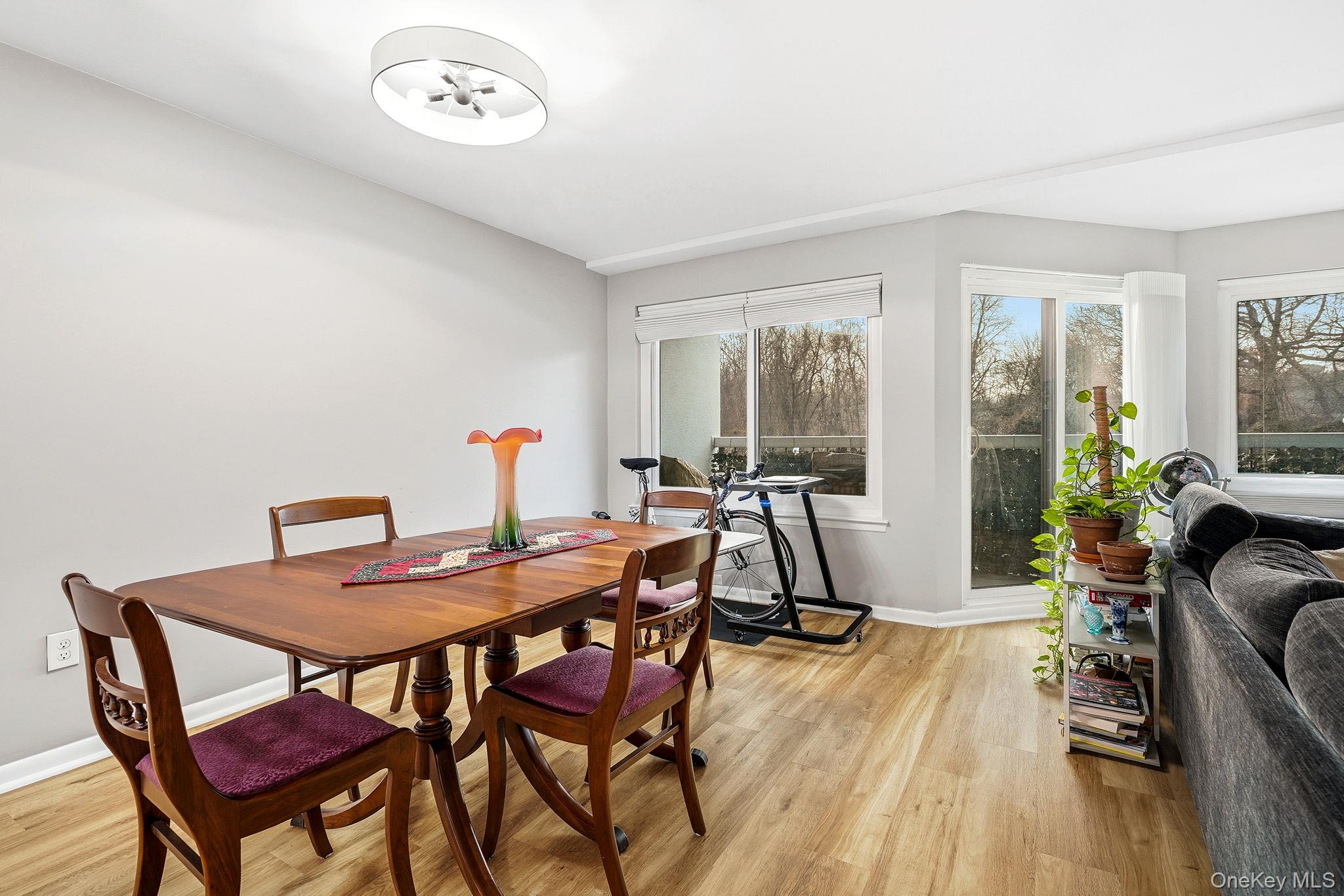 #10 photo, 100 High Point Drive, Hartsdale , NY 10530