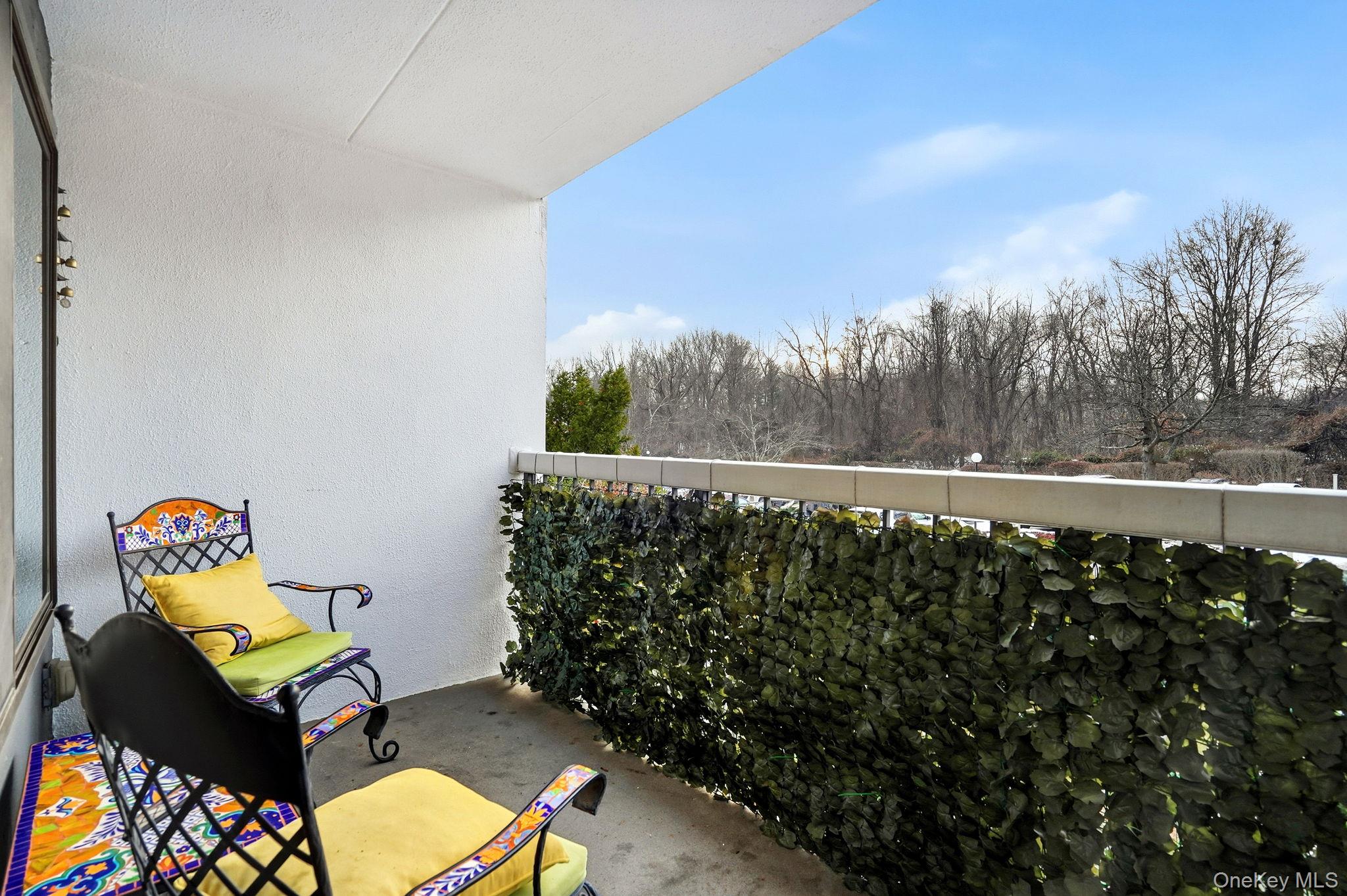 #19 photo, 100 High Point Drive, Hartsdale , NY 10530